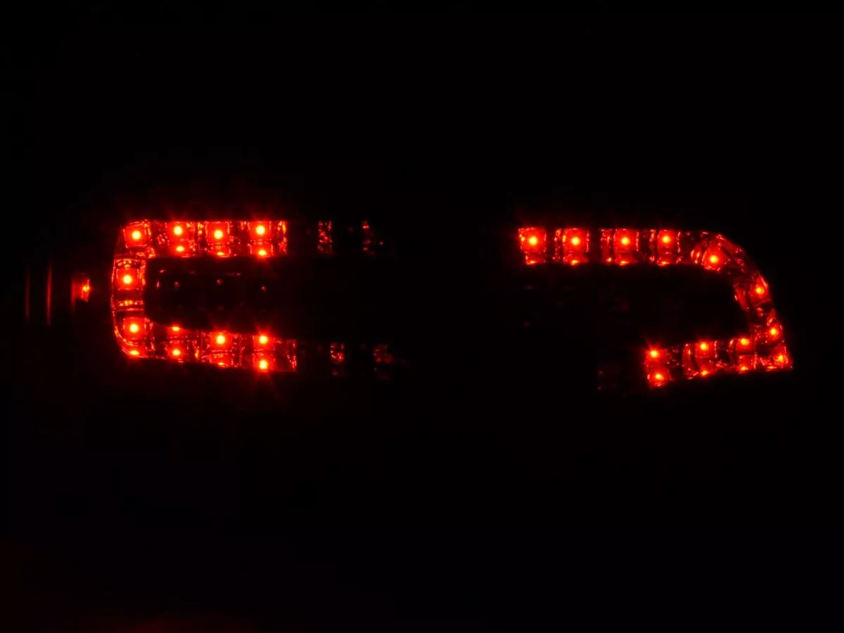 LED Rückleuchten Set Audi A4 Limousine Typ 8E Bj. 04-07 schwarz