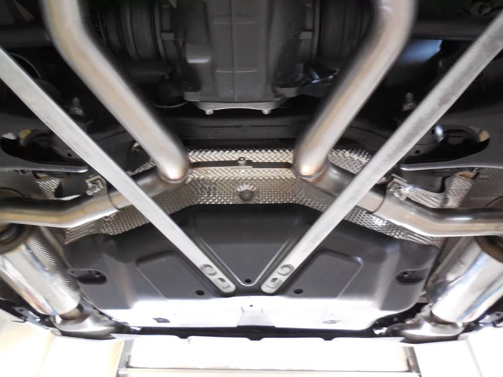 Mercedes E-Klasse A207 4/6-Zylinder Facelift  Endschalldämpfer rechts/links - mit Endrohrtulpe