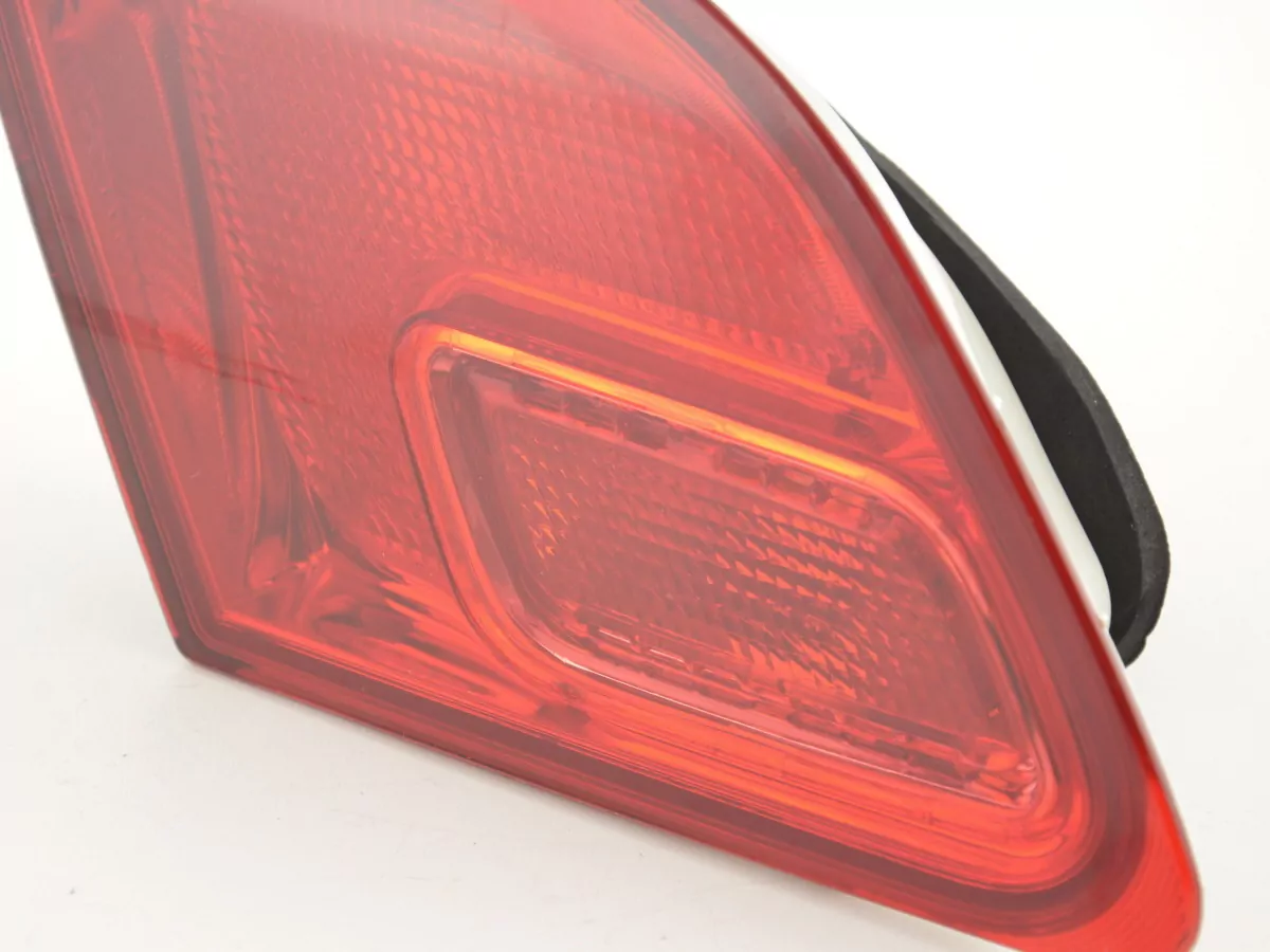 Verschleißteile Rückleuchte links Opel Astra J 5-türig Bj. 09-12 rot