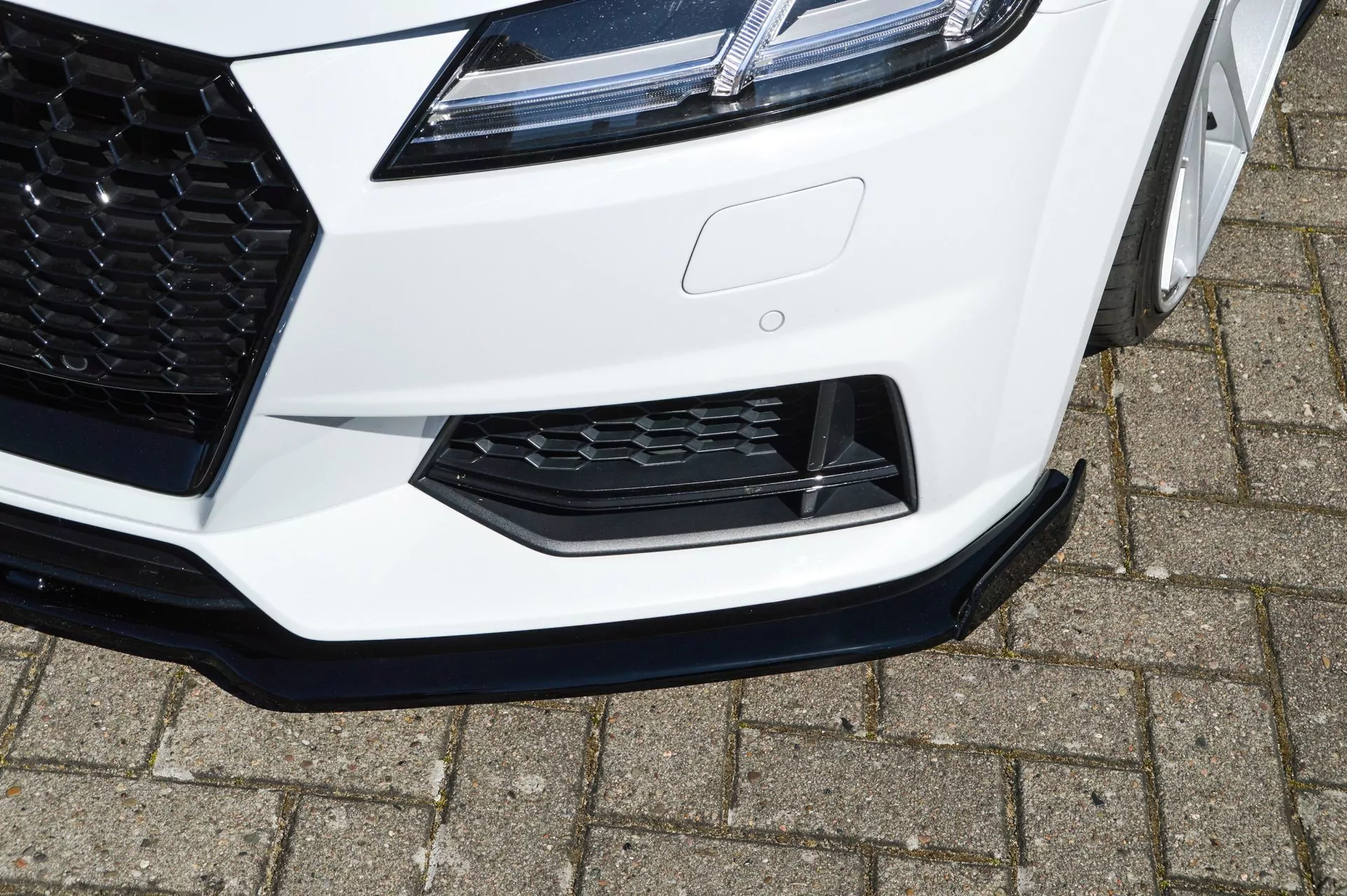 Spoilerschwert Frontspoiler Cuplippe mit Wing aus ABS für Audi TT+TTS 8S S-Line