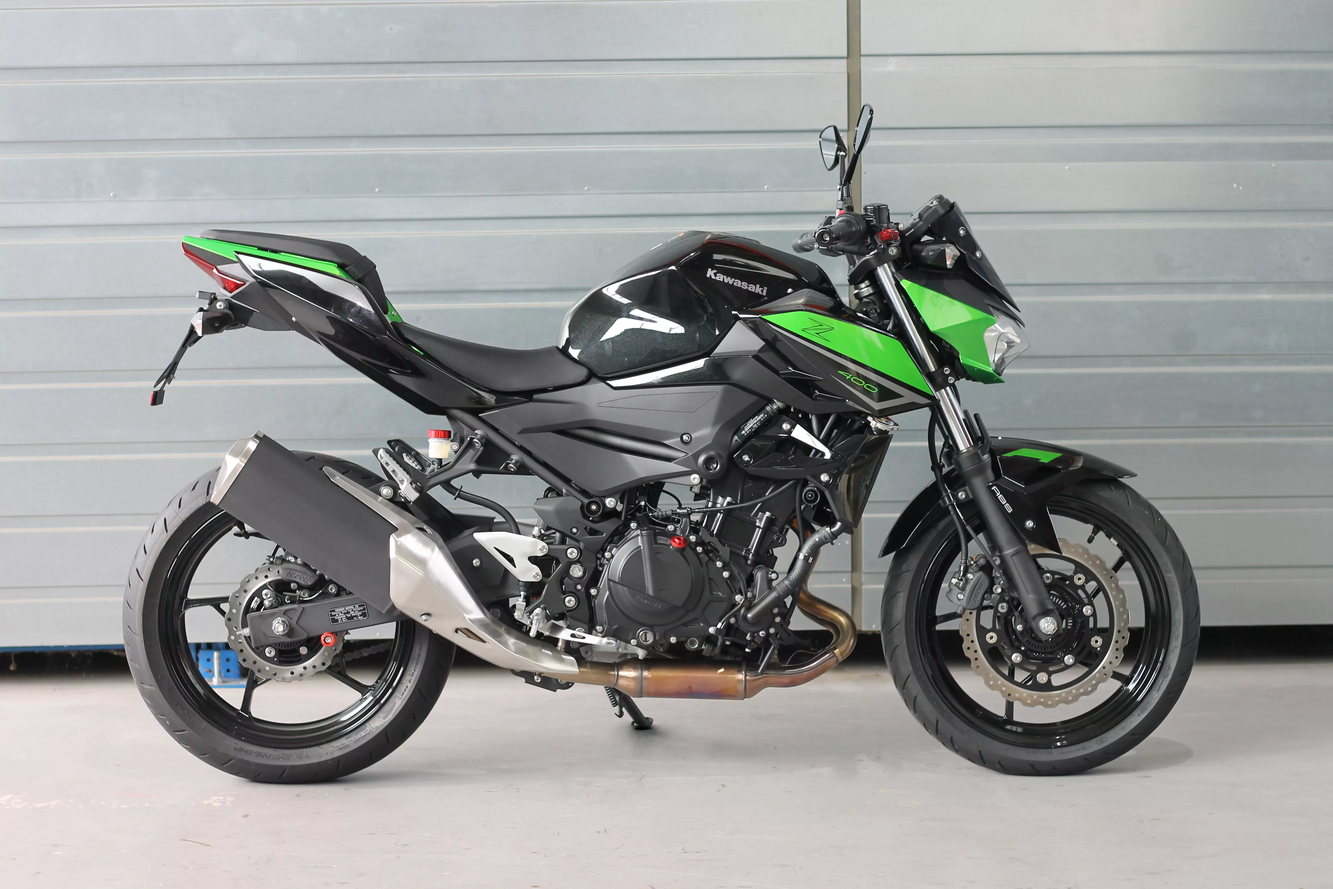 MG Biketec Kennzeichenhalter für Kawasaki Z 400 ab 2018