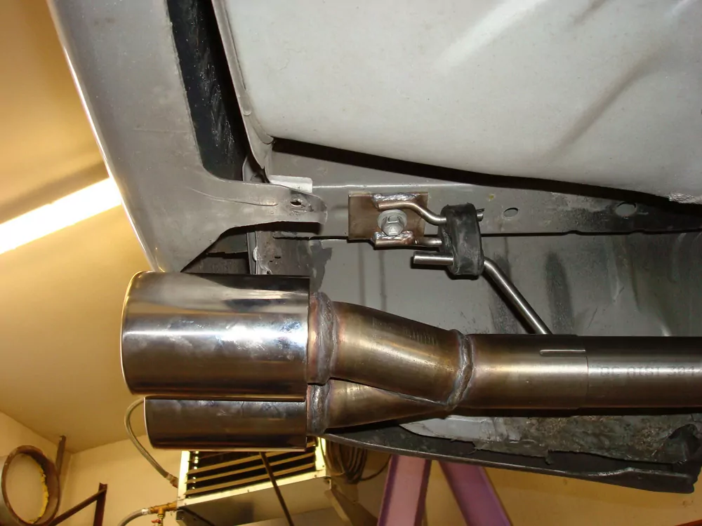 Toyota Corolla E12 Combi  Endschalldämpfer Ausgang rechts/links - 2x80 Typ 13 rechts/links