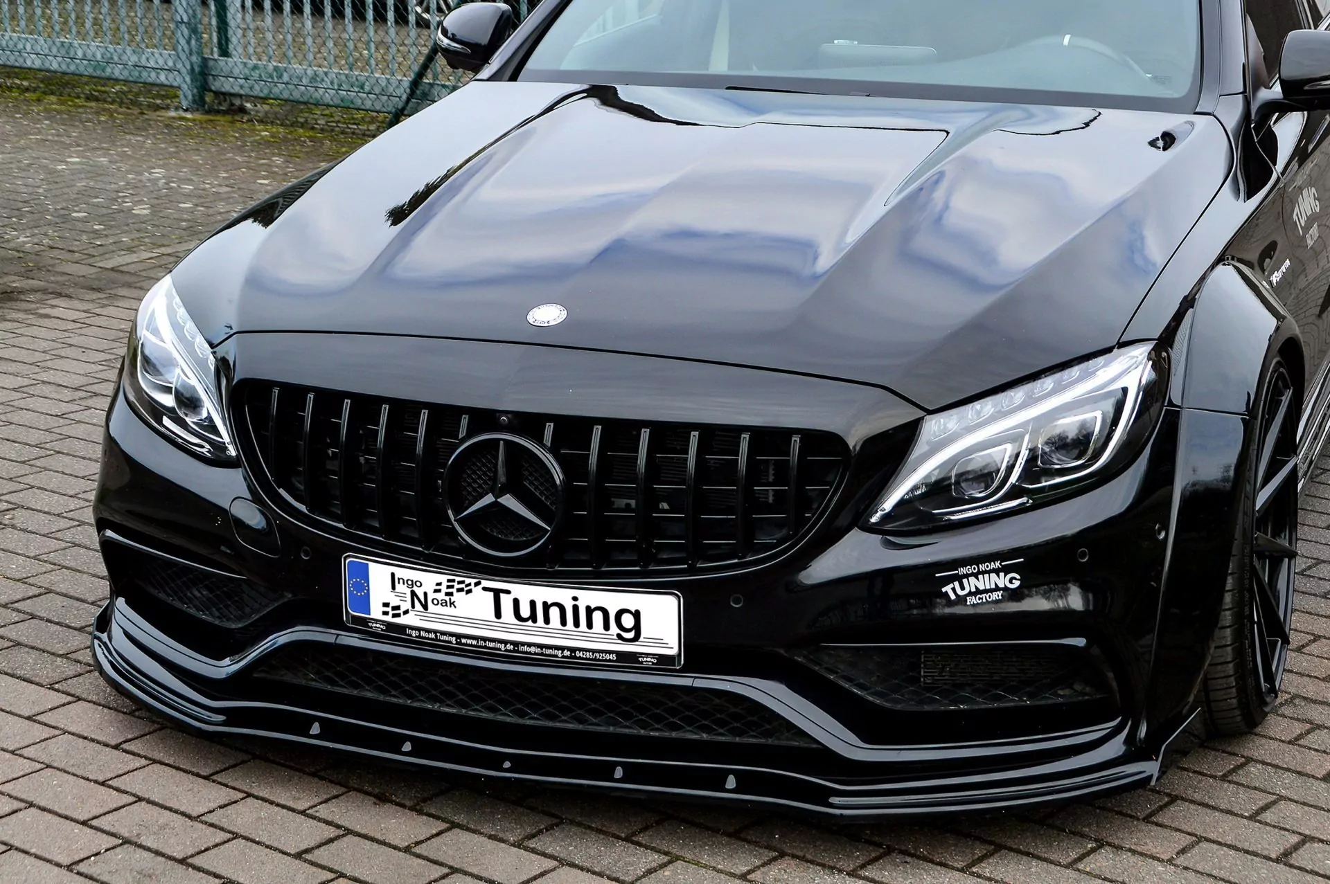 Cup Frontspoilerlippe mit Wing für Mercedes C-Klasse C63AMG W205/C205/A205/S205