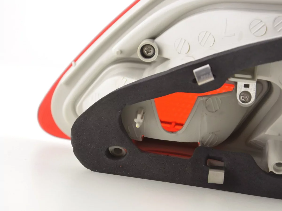 Verschleißteile Rückleuchte links Opel Astra J 5-türig Bj. 09-12 rot