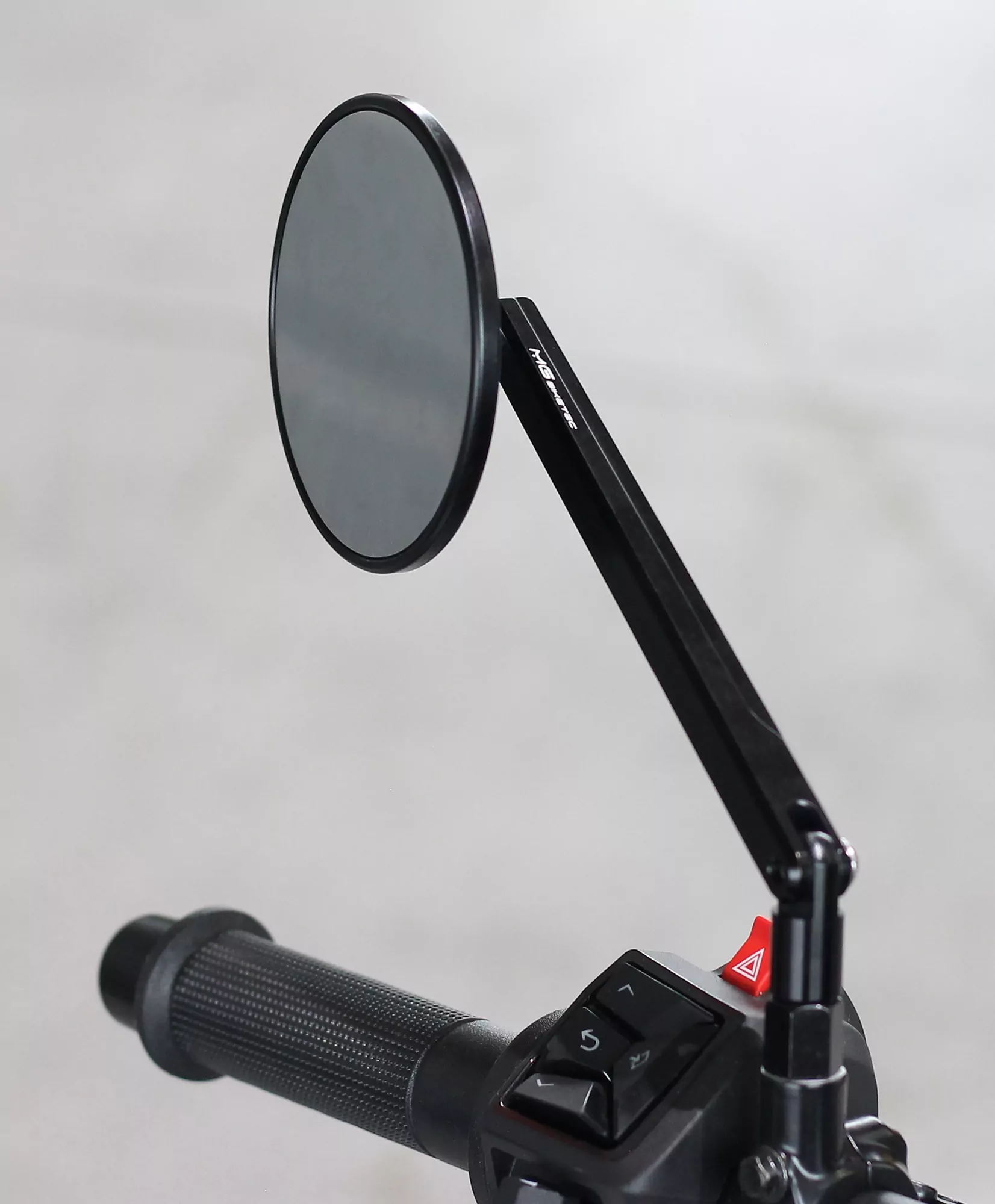 MG Biketec Spiegel Set für M10 x 1,5 mm Gewinde für BMW F 650 GS ab 2008