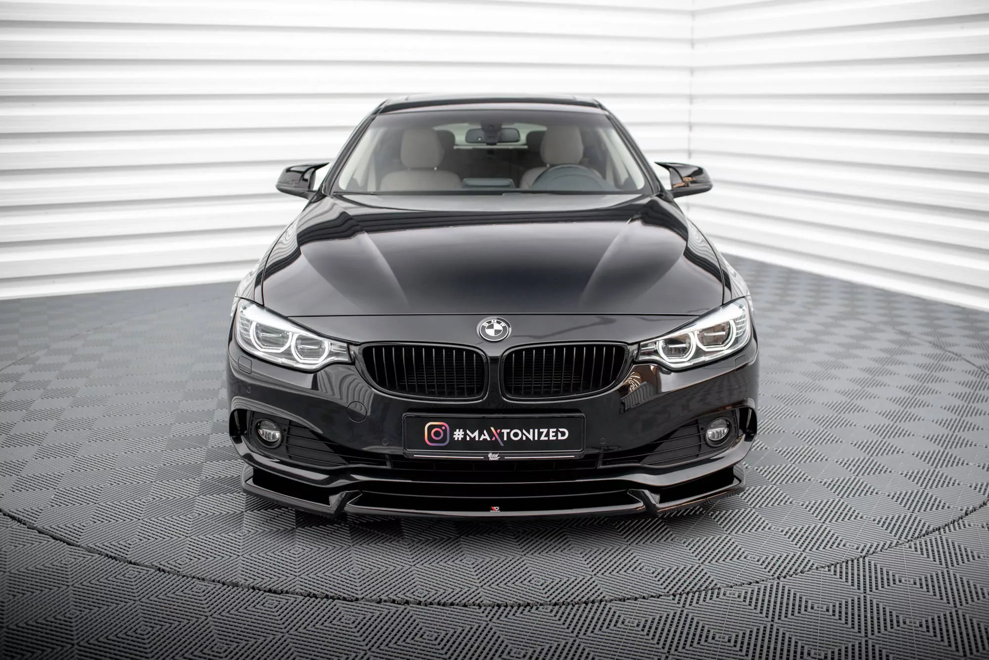 Front Ansatz V.2 Für BMW 4er Coupe / Gran Coupe / Cabrio F32 / F36 / F33 Schwarz Hochglanz