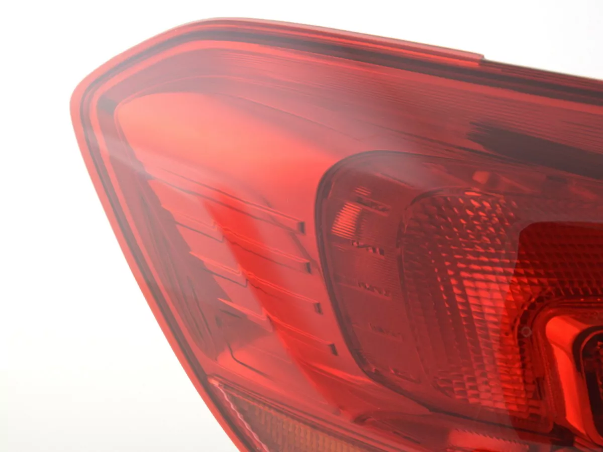 Verschleißteile Rückleuchte links Opel Astra J Kombi Bj. 10-12 rot