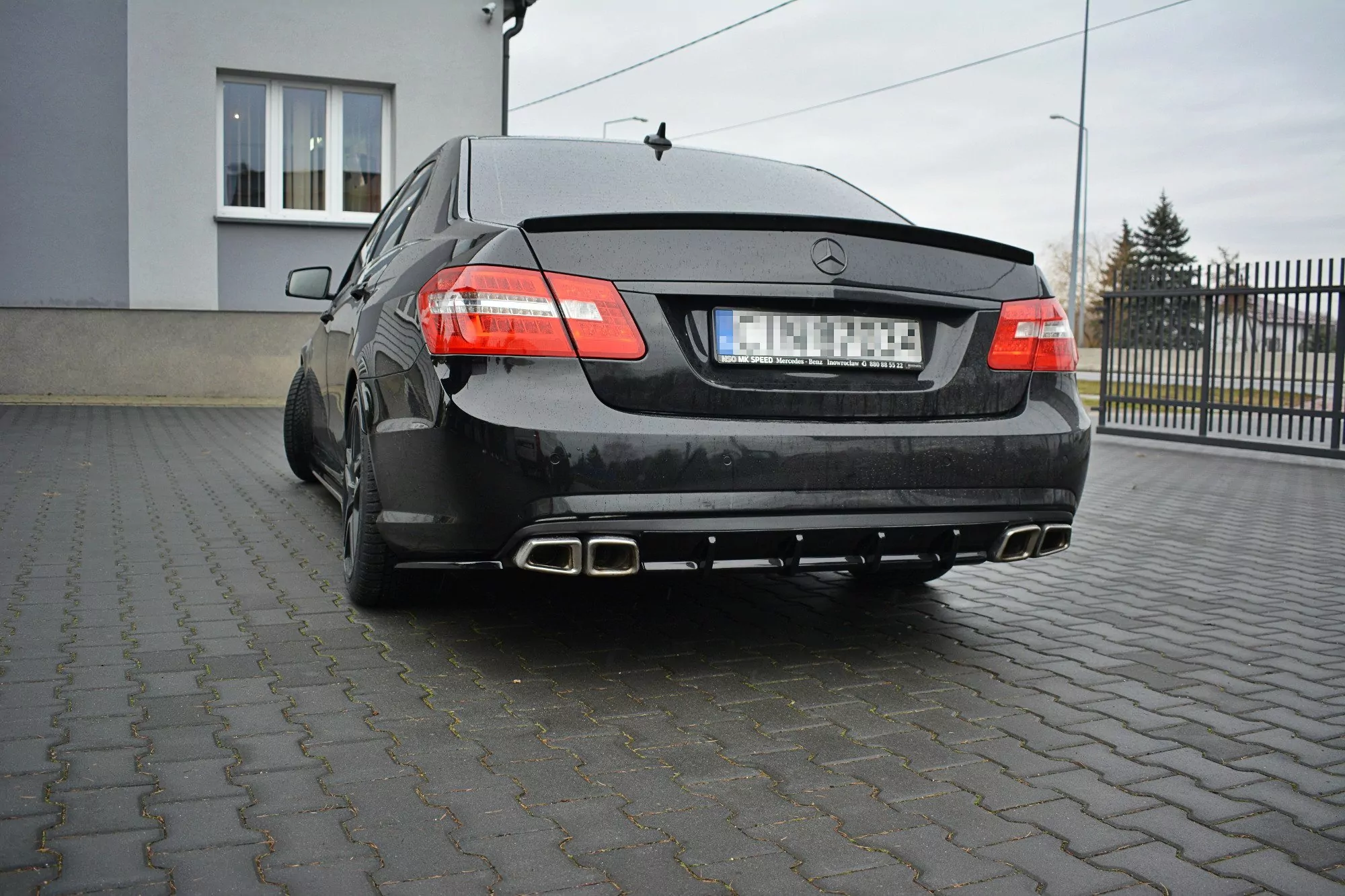 Diffusor Heck Ansatz Passend Für Passend Für Mercedes E63 AMG W212  Schwarz Hochglanz Schwarz Hochglanz