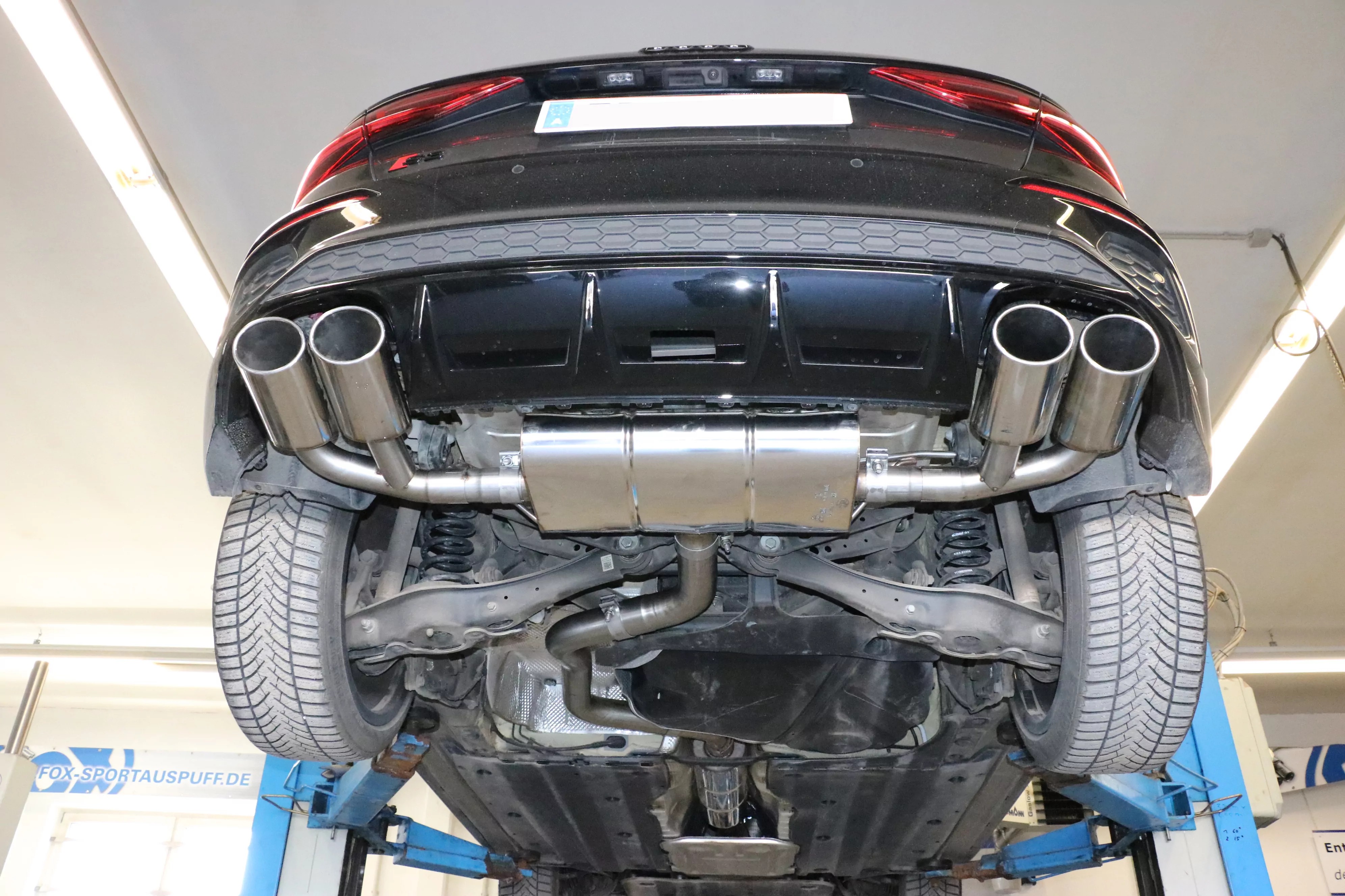 Audi A3 - GY Sportback  Endschalldämpfer Ausgang rechts/links - 2x115x85 Typ 32 rechts/links passend für S3 Stoßstange