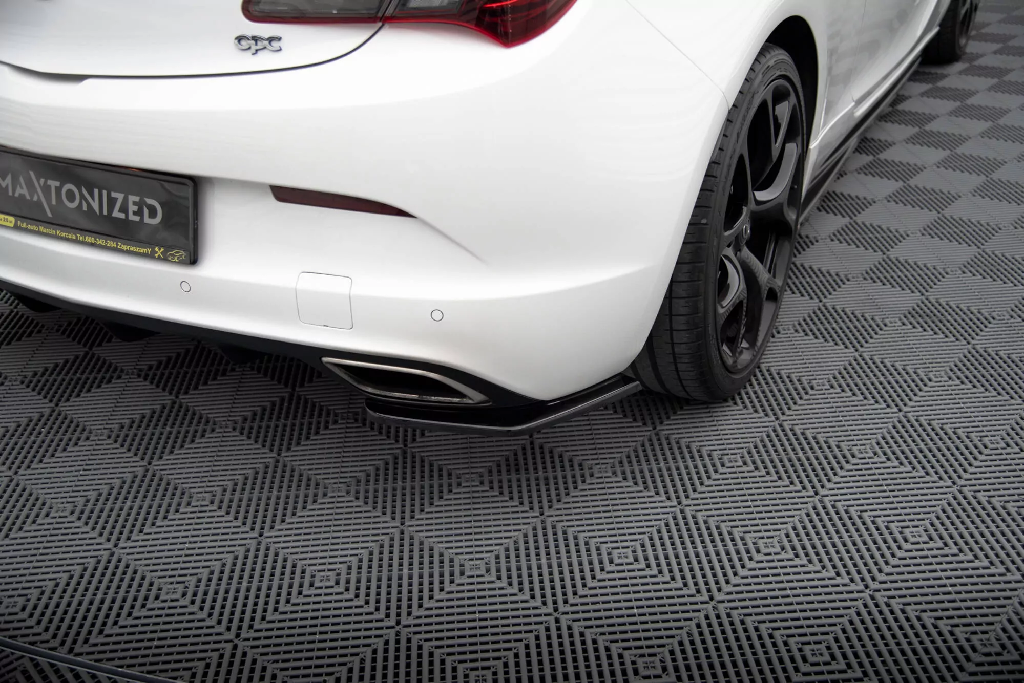 Heck Ansatz Flaps Diffusor Passend Für Diffusor Passend Für OPEL ASTRA J OPC / VXR Schwarz Hochglanz Schwarz Hochglanz
