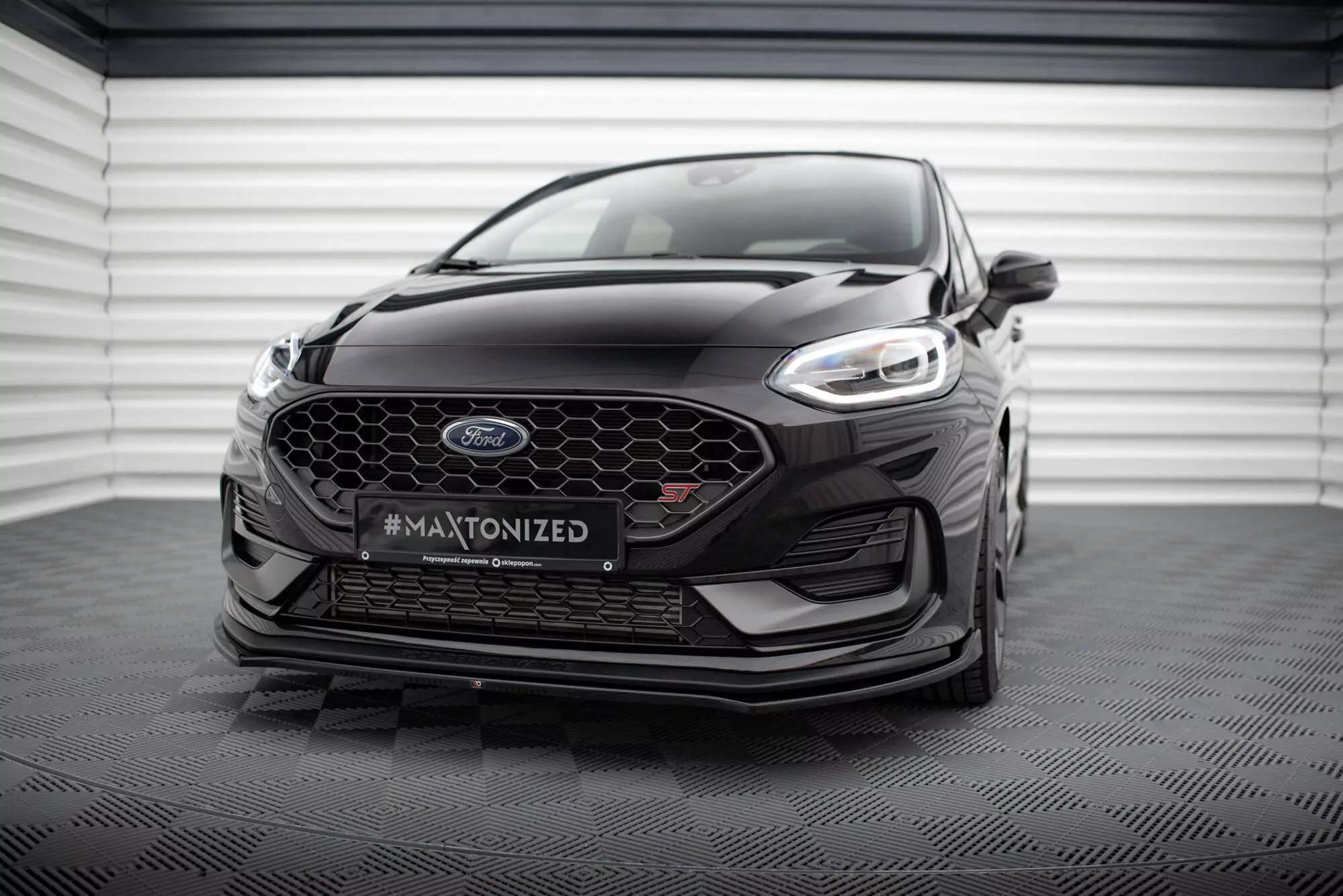 Front Ansatz V.1 Für Ford Fiesta ST / ST-Line Mk8 Facelift Schwarz Hochglanz