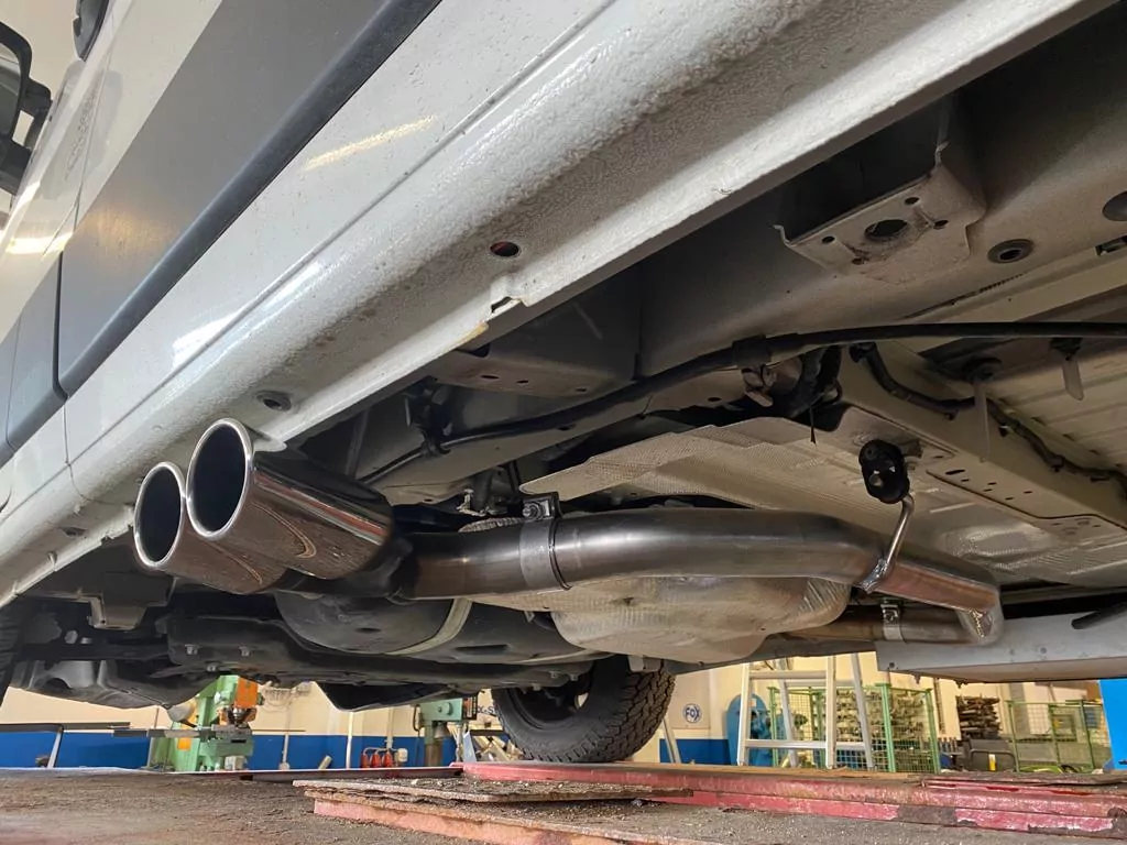 Fiat Ducato Wohnmobil  Endrohr Ausgang zur Fahrerseite - 2x115x85 Typ 38