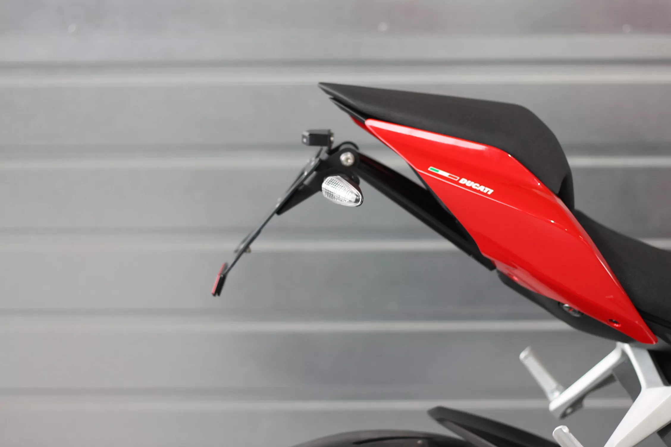 MG Biketec Kennzeichenhalter für Ducati Panigale V4 S ab 2018-2021