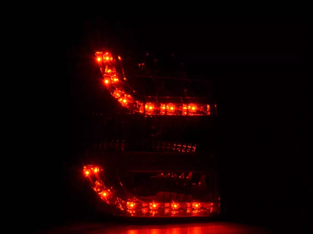 LED Rückleuchten Set VW Passat 3B Variant Bj. 97-00 chrom