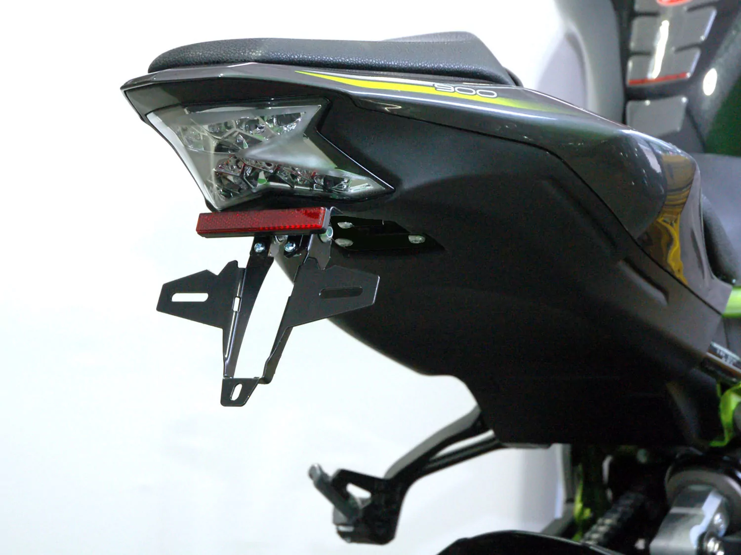 Kennzeichenhalter IQ4 für Kawasaki Z 900 (2017-2022)