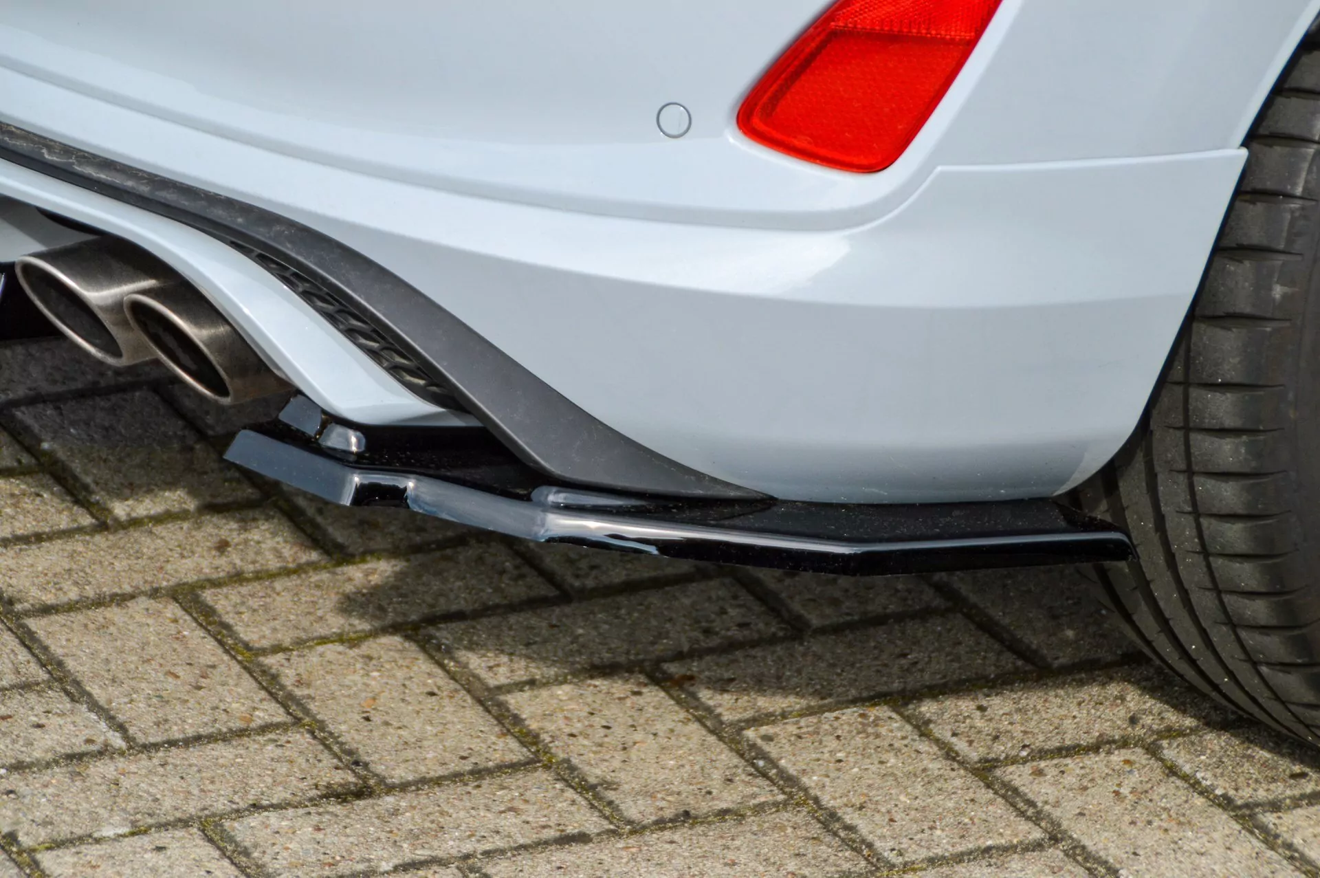 Heckansatz aus ABS für Ford Fiesta ST MK8 JHH