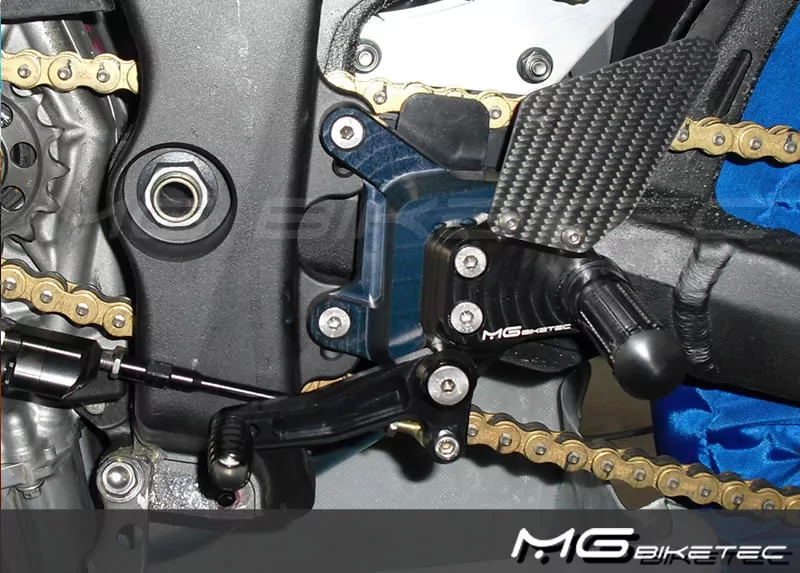 MG Biketec Sportfussrastenanlage / Rastenanlage / Fußrastenanlage mit ABE, gültig in D - A - CH für Kawasaki ZX-10R ab 2011-2015