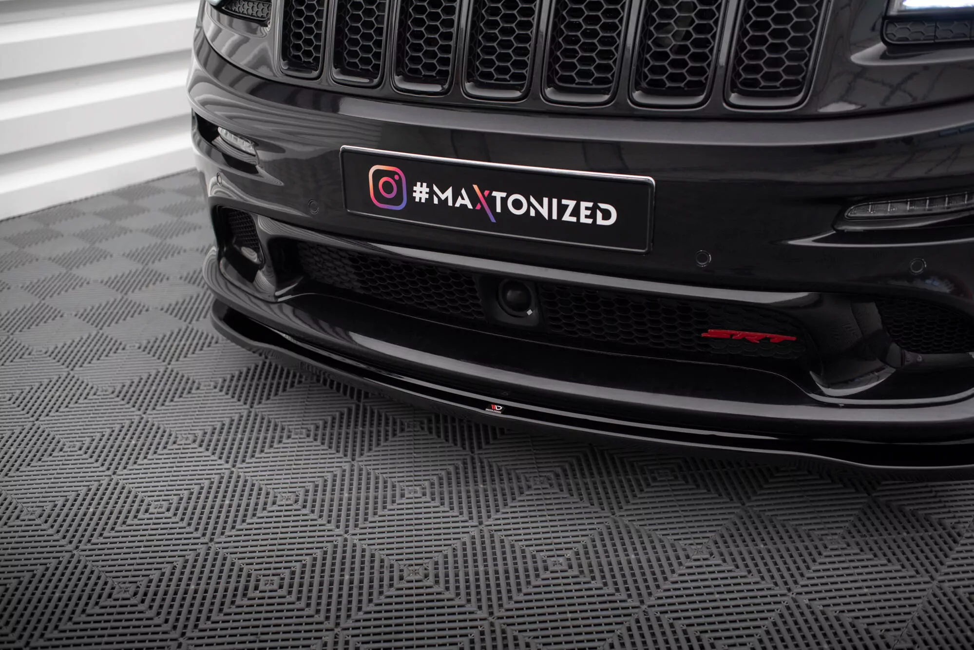 Front Ansatz Für Jeep Grand Cherokee SRT WK2 Facelift Schwarz Hochglanz