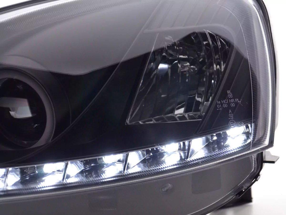 Scheinwerfer Set Daylight LED Tagfahrlicht Opel Corsa C Bj. 01-06 schwarz