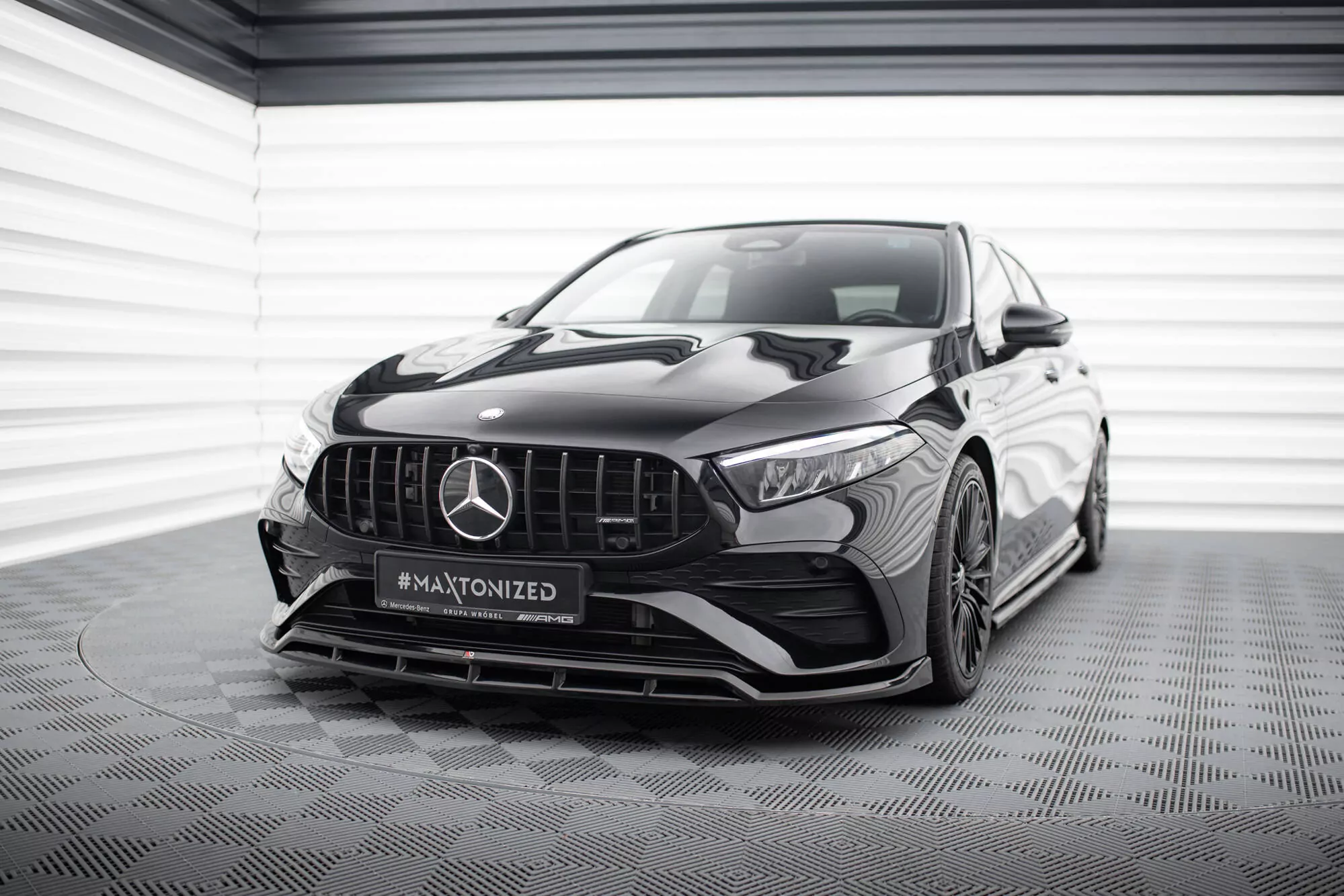 Front Ansatz Für Mercedes-AMG A35 W177 Facelift Schwarz Hochglanz