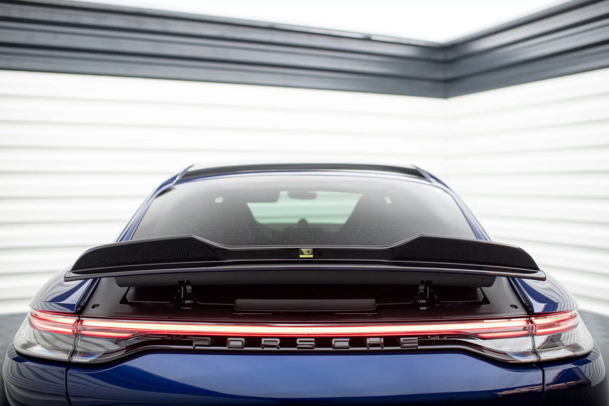 Spoiler CAP Für 3D Porsche Panamera E-Hybrid 971 Facelift Schwarz Hochglanz