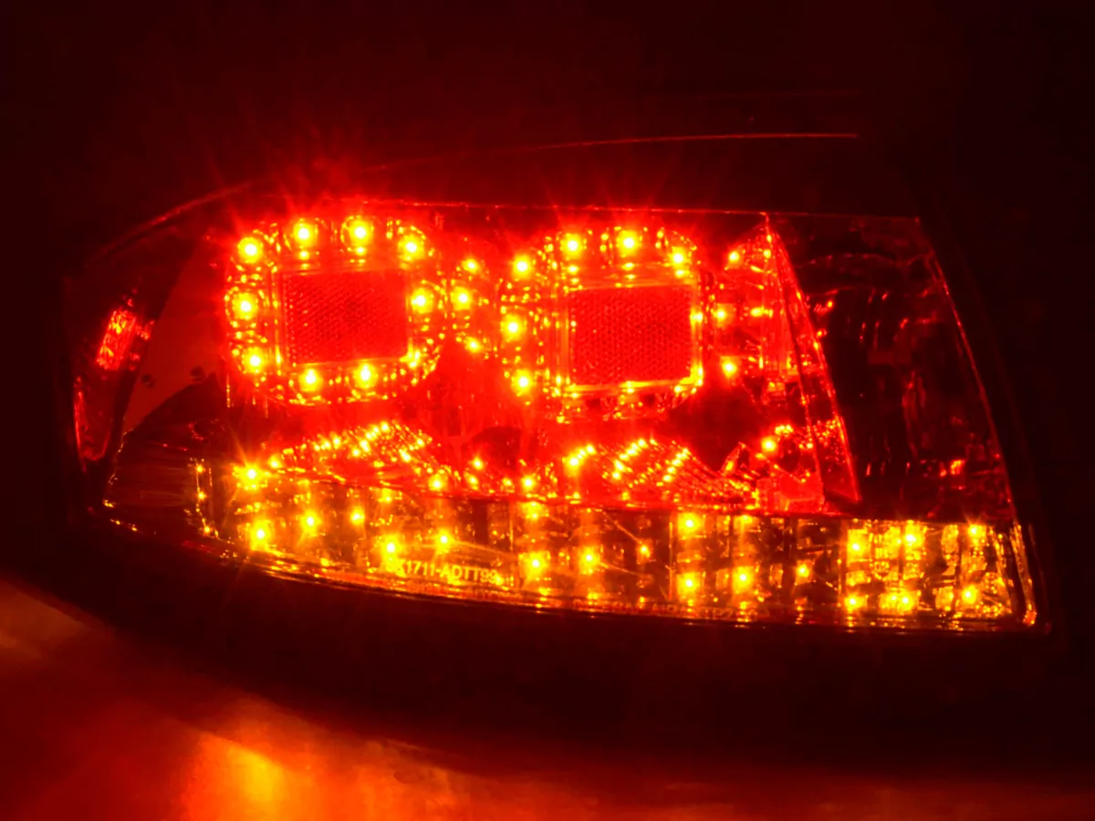 LED Rückleuchten Set Audi TT Typ 8N Bj. 99-06 chrom