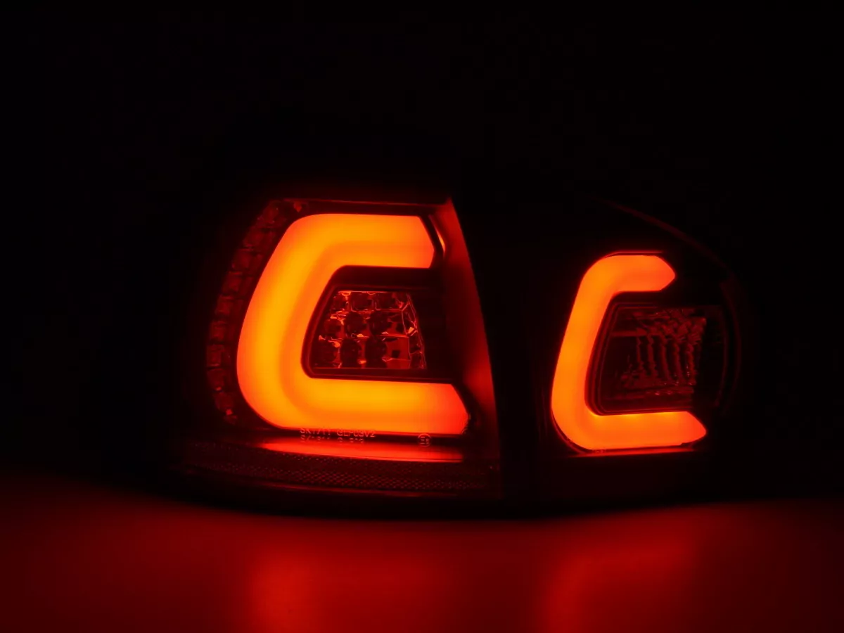 LED Rückleuchten Set VW Golf 5 Bj. 03-08 schwarz