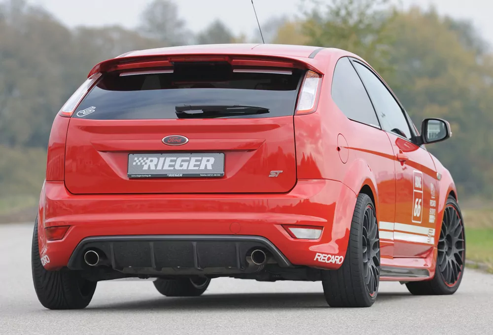 Rieger Heckeinsatz für Ford Focus 2 ST - 5-tür. 02.08-01.11 (ab Facelift) carbon optik