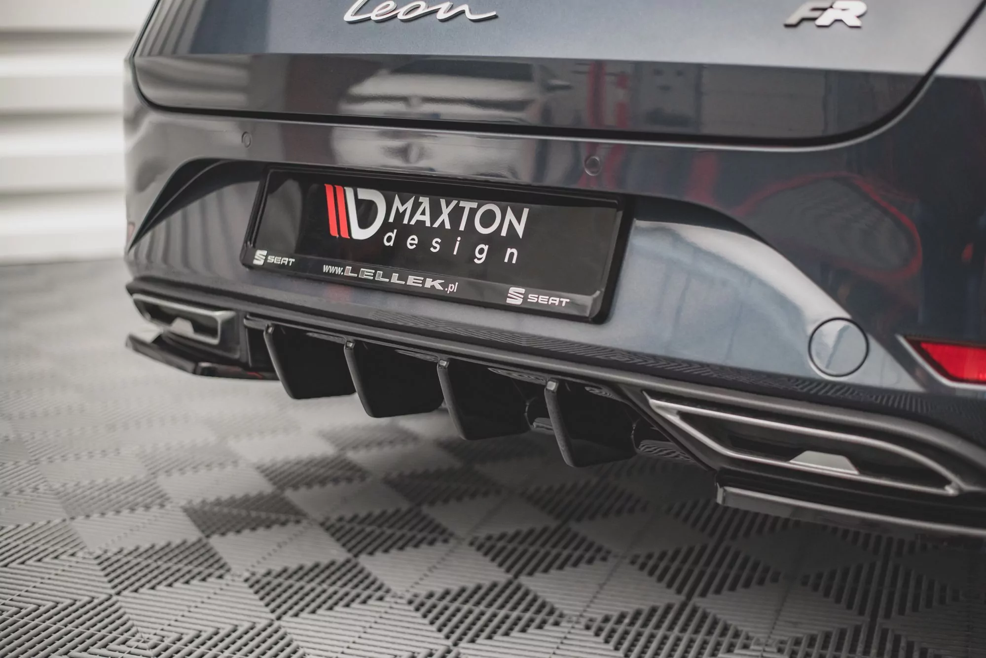 Diffusor Heck Ansatz Für Seat Leon FR ST Mk4 Schwarz Hochglanz