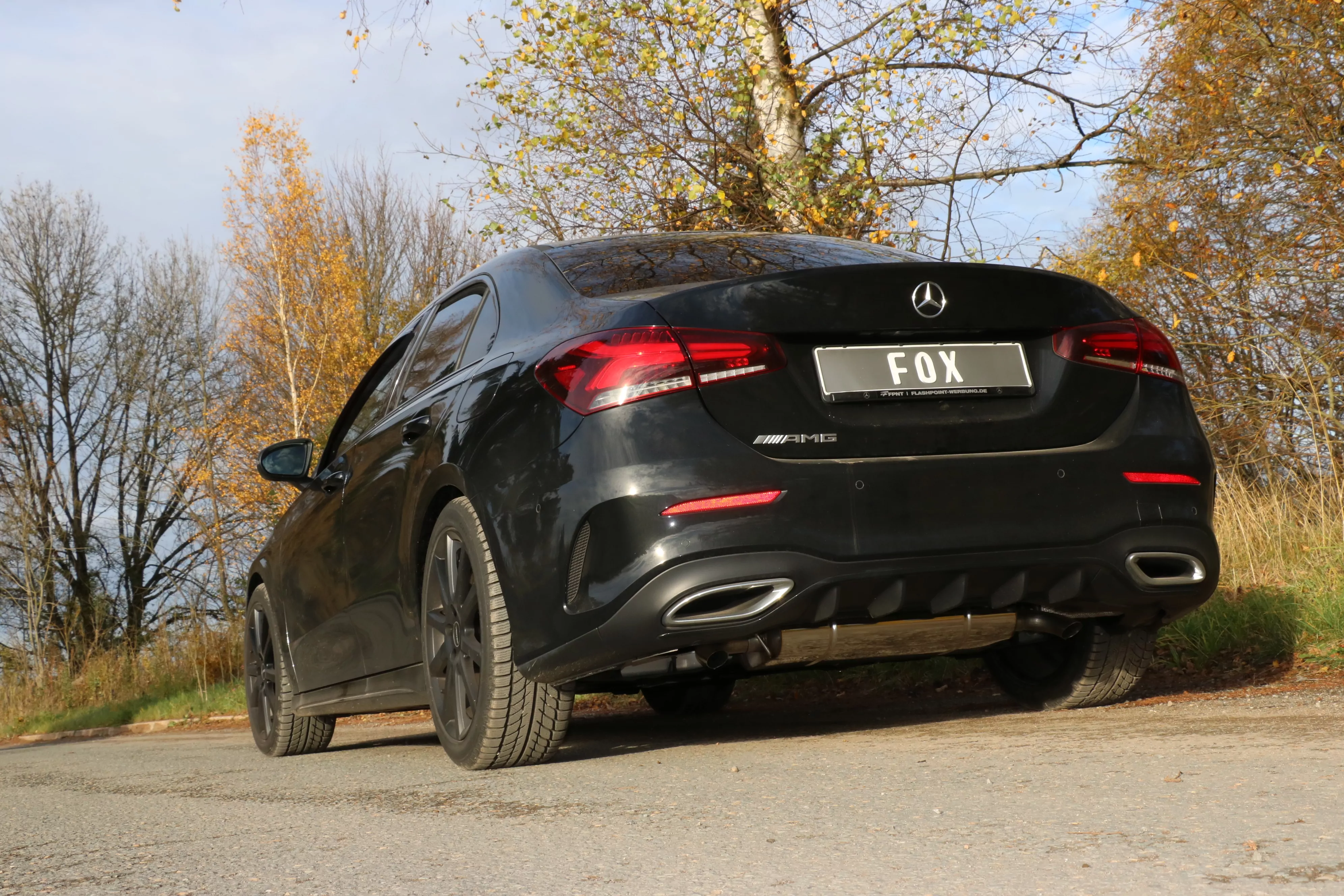 Mercedes A-Klasse - 177 - Starre Hinterachse  Endschalldämpfer quer Ausgang rechts/links