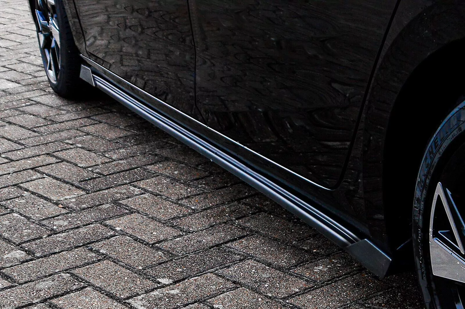 CUP Seitenschweller aus ABS mit Wing vorn + hinten für Opel Astra L