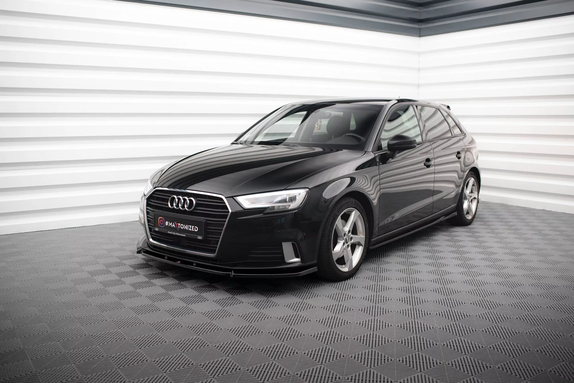 Seitenschweller Ansatz Für Audi A3 Sportback 8V Facelift Schwarz Hochglanz