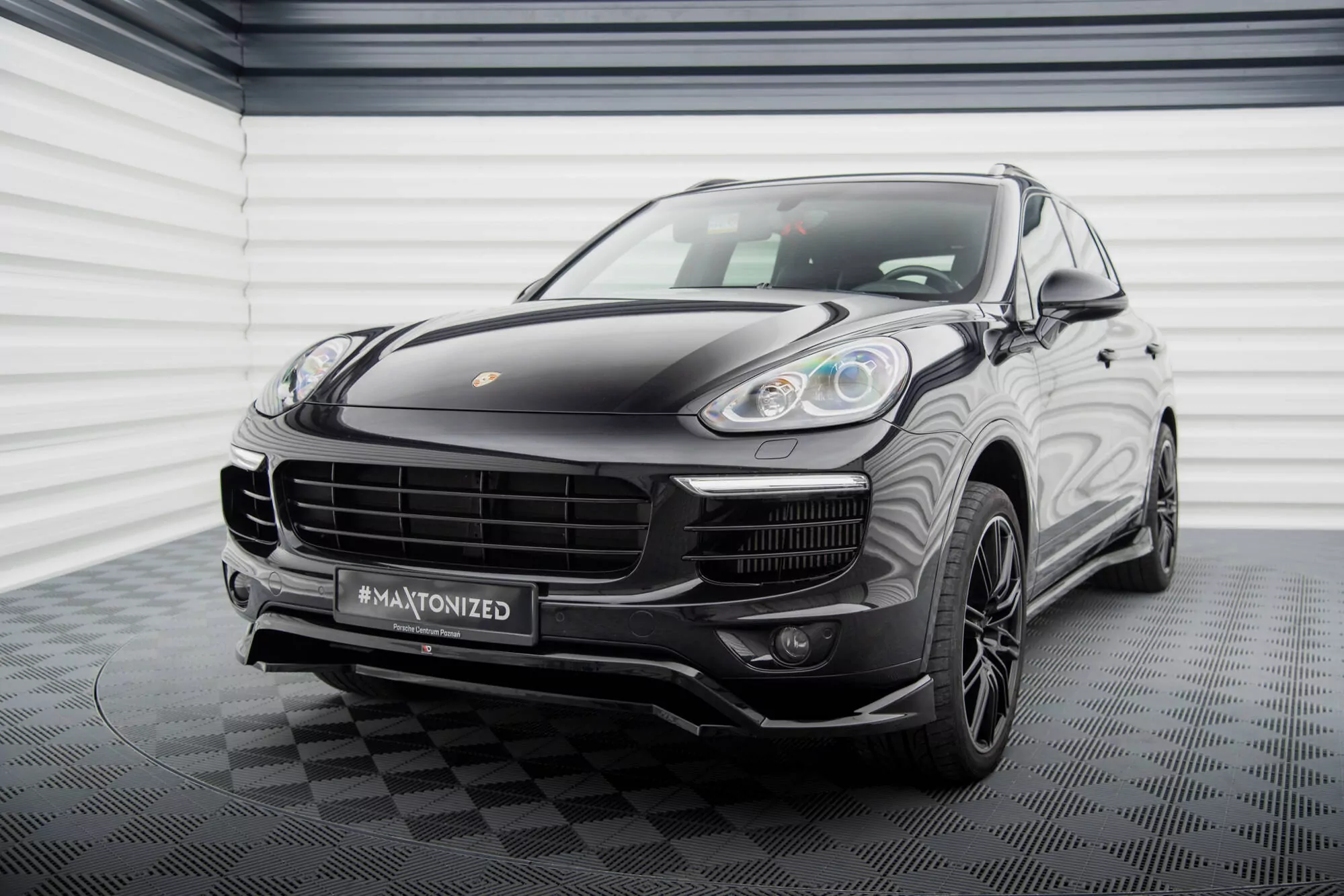 Front Ansatz Für Porsche Cayenne Mk2 Facelift Schwarz Hochglanz
