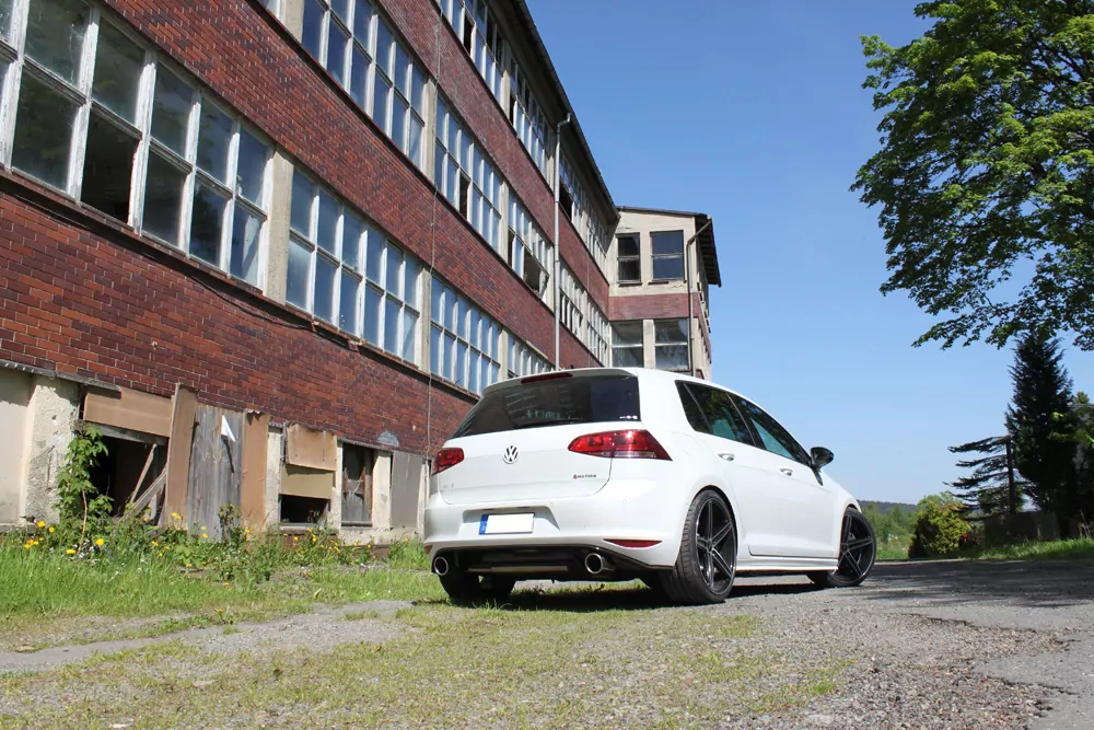 VW Golf VII 4-Motion  Endschalldämpfer quer Ausgang rechts/links - 1x100 Typ 16 rechts/links