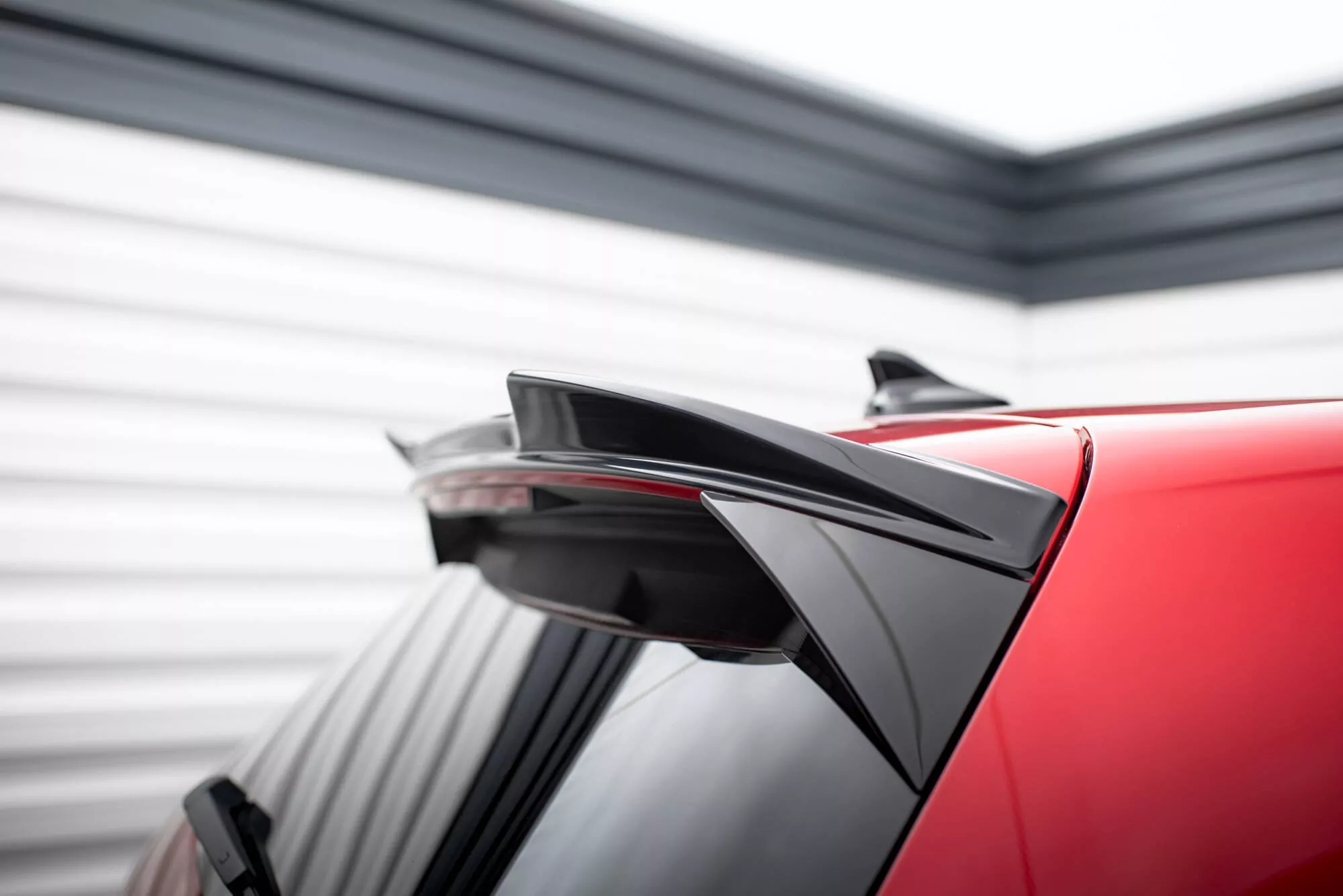 Spoiler CAP Für 3D Volkswagen Golf GTI / GTE / GTD / R-Line / R Mk8 Schwarz Hochglanz