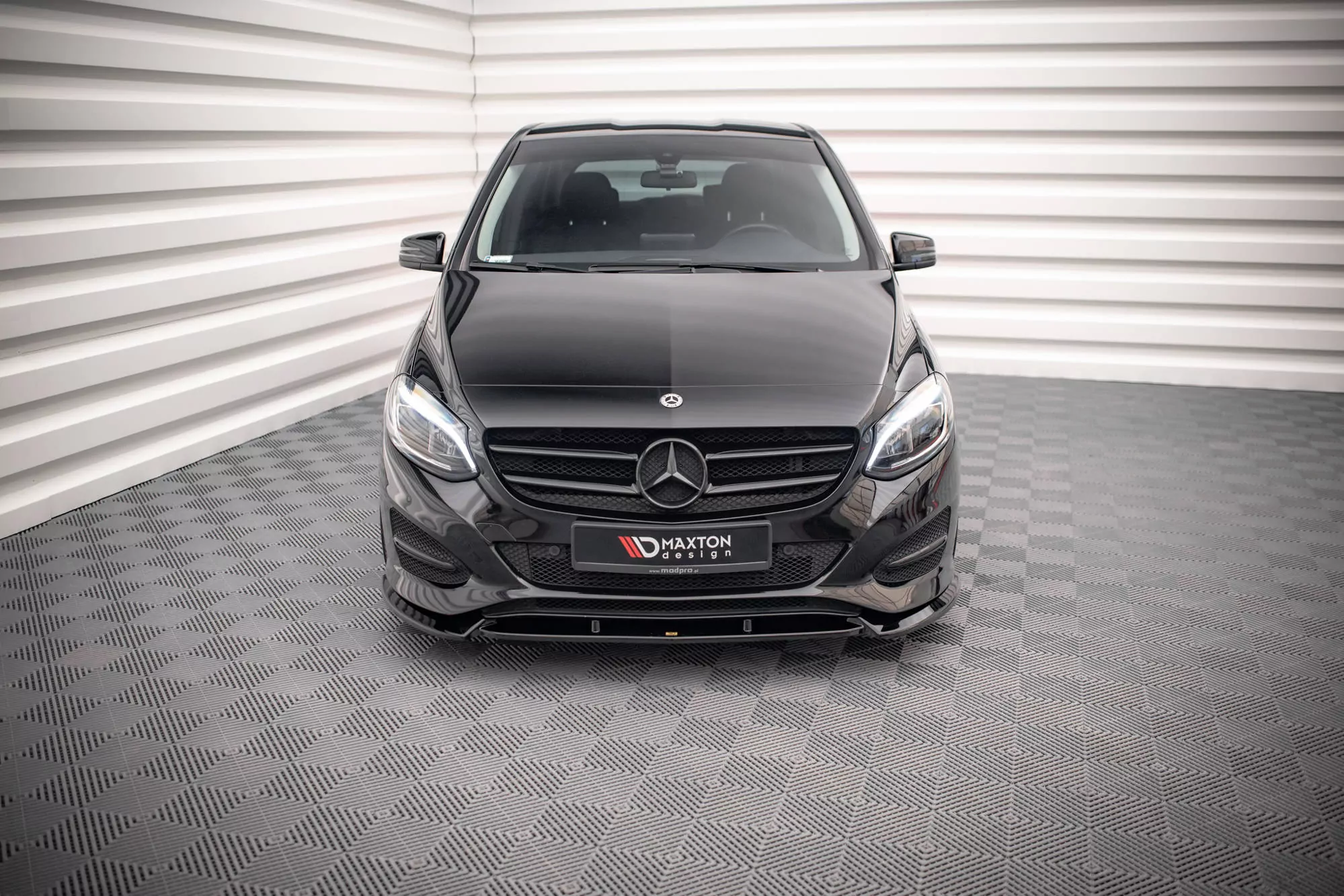 Front Ansatz Für Mercedes-Benz B W246 Facelift Schwarz Hochglanz