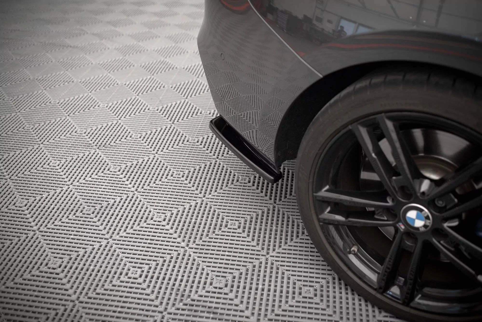 Heck Ansatz Flaps Diffusor Passend Für Diffusor V.2 Passend Für BMW 1er F20/F21 M-POWER FL Schwarz Hochglanz Schwarz Hochglanz