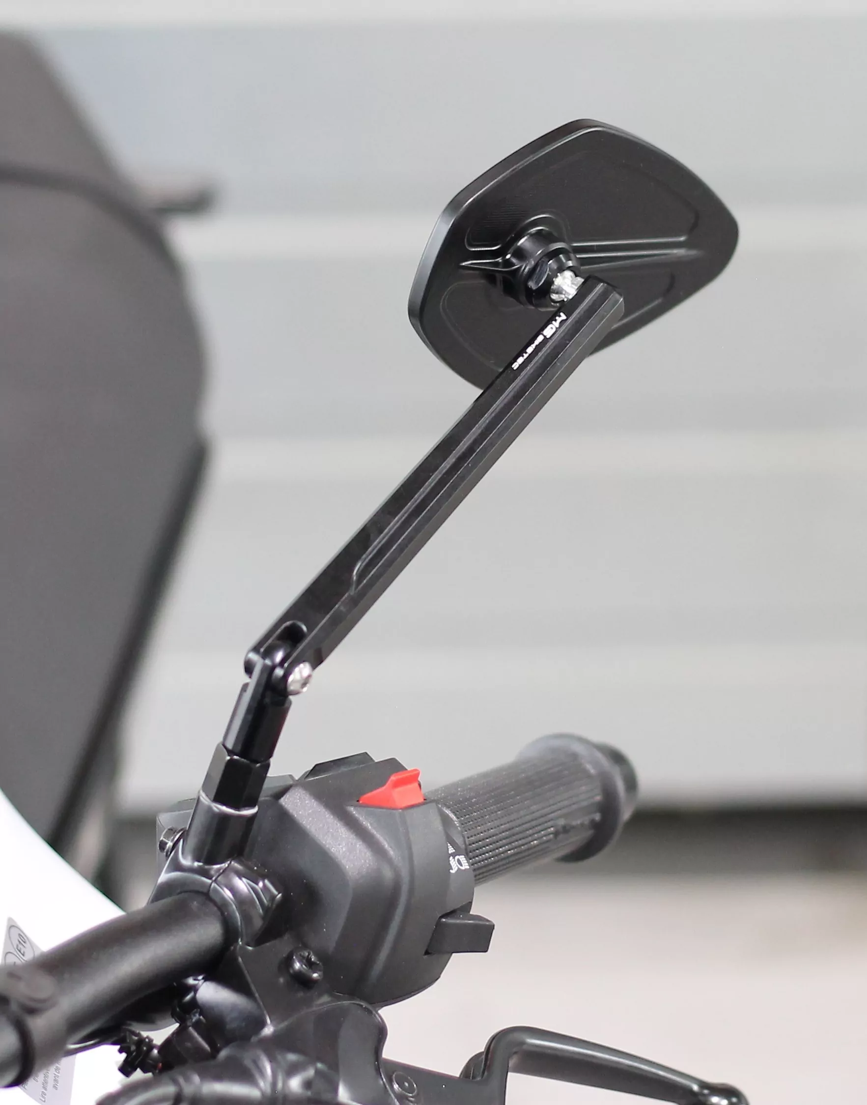 MG Biketec Spiegel Set für M10 x 1,5 mm Gewinde für BMW F 650 GS ab 2008