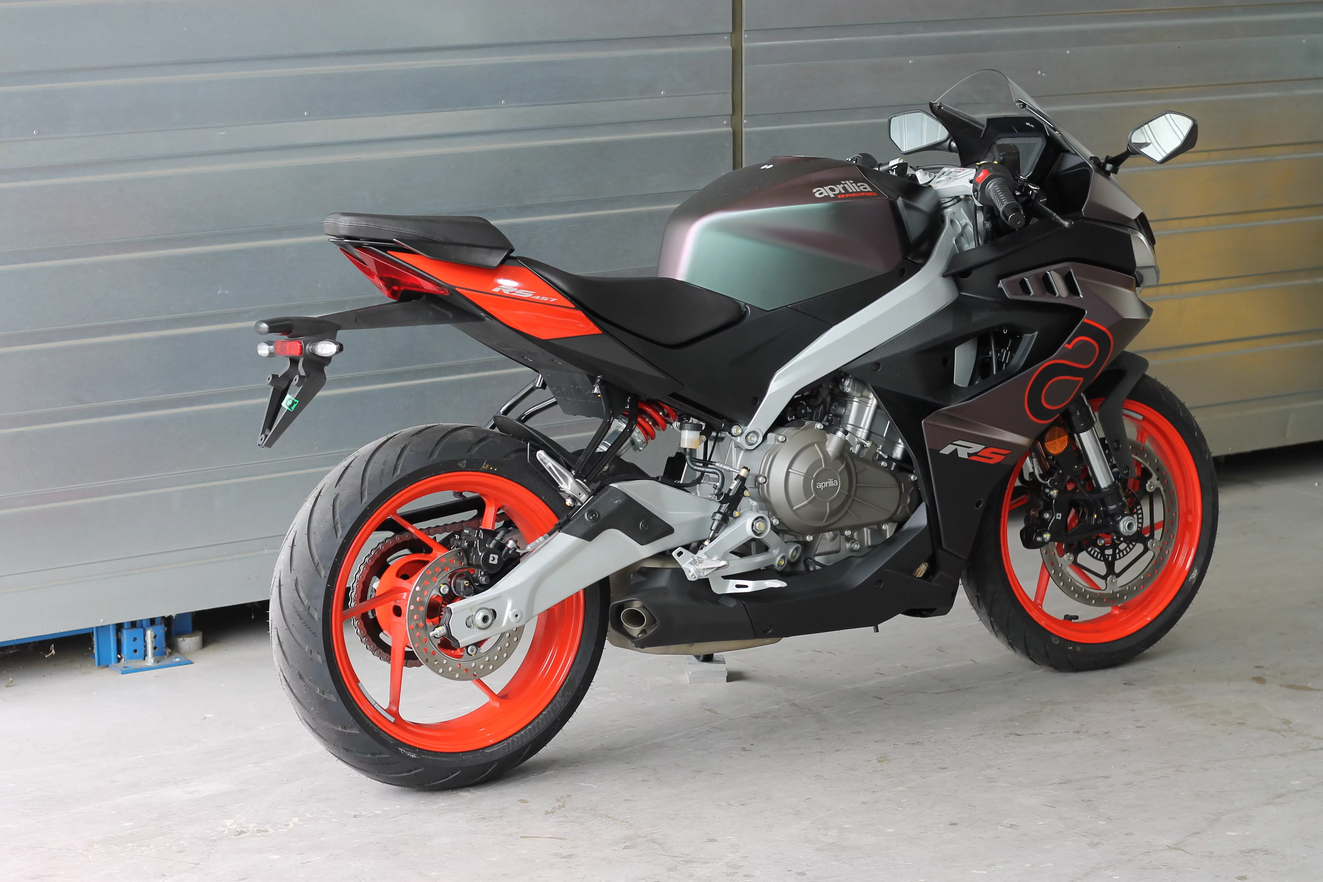 MG Biketec Kennzeichenhalter für Aprilia RS 457 ab 2024