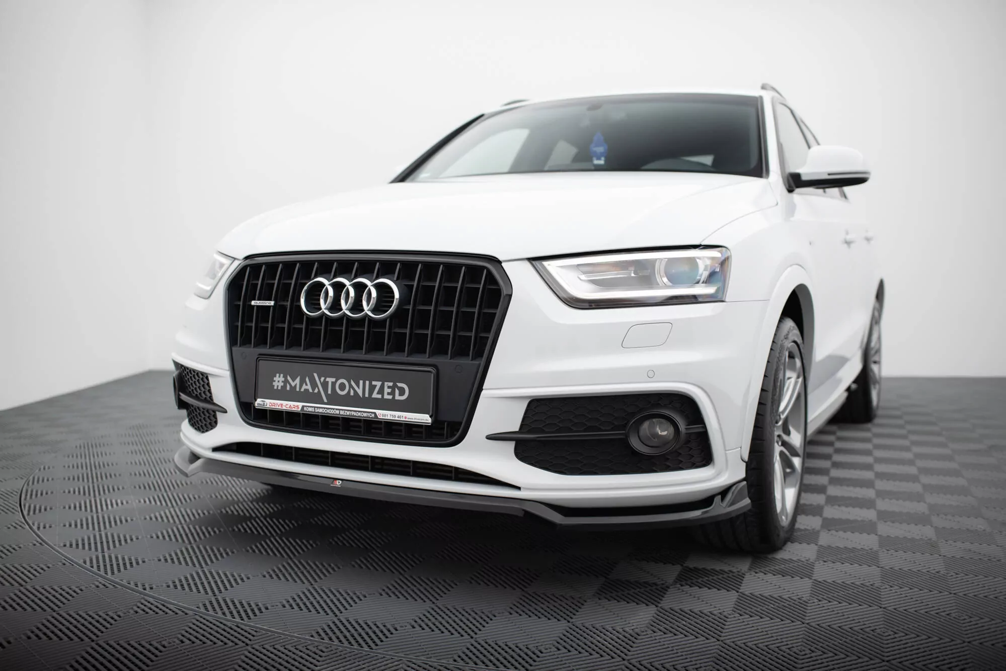 Front Ansatz V.2 Für Audi Q3 S-line 8U Schwarz Hochglanz