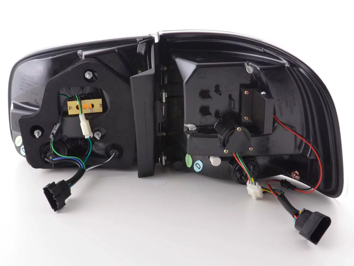 LED Rückleuchten Set VW Touareg Typ 7L Bj. 03-09 chrom
