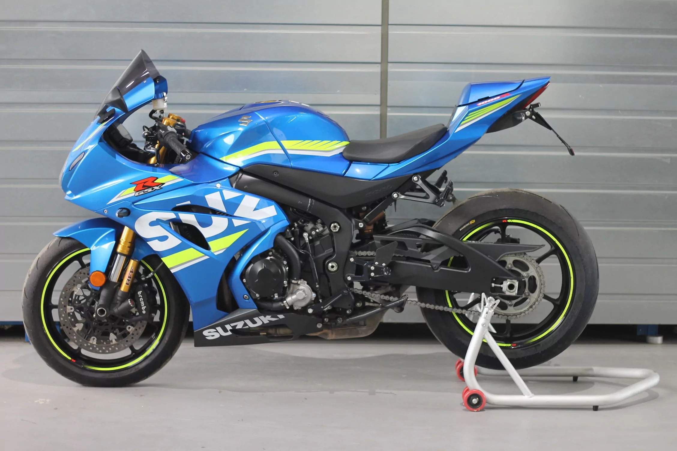 MG Biketec Sportfussrastenanlage / Rastenanlage / Fussrastenanlage mit ABE, gültig in D - A - CH für Suzuki GSX-R 1000 / R ab 2017