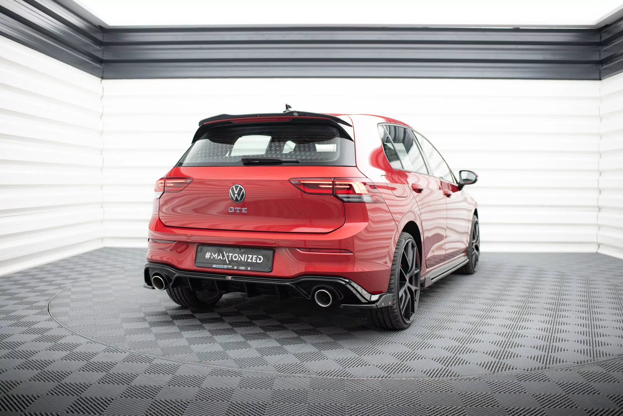 Diffusor Heck Ansatz Für + Endschalldampfer Sportauspuff Attrappe Volkswagen Golf GTE / R-Line Mk8 / Mk8 Facelift