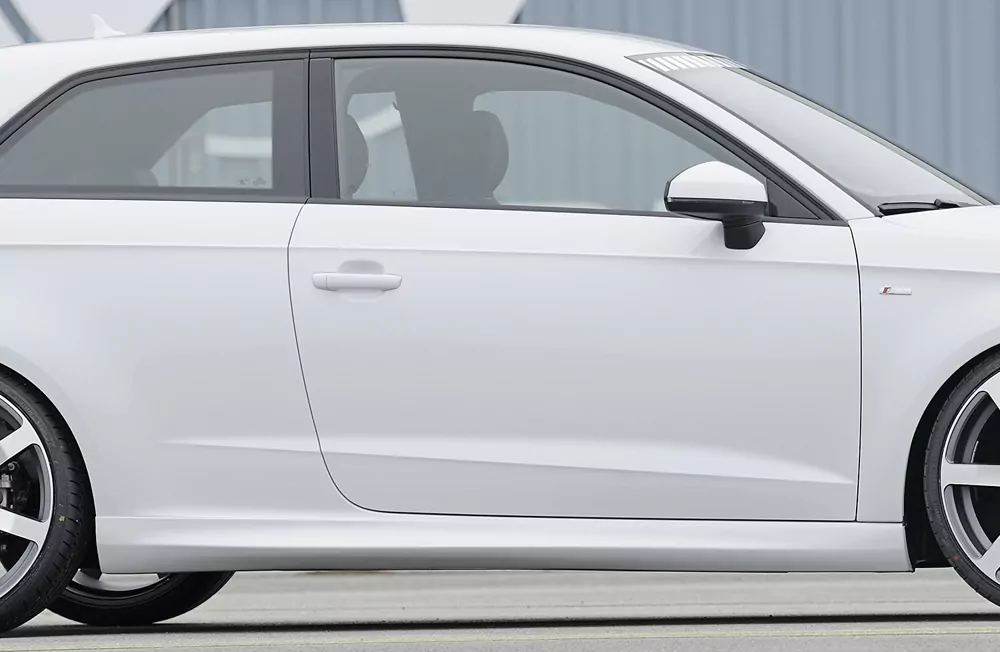Rieger Seitenschweller für Audi A3 (8V) - 3-tür. (Schrägheck 8V1) 09.16- (ab Facelift) carbon optik