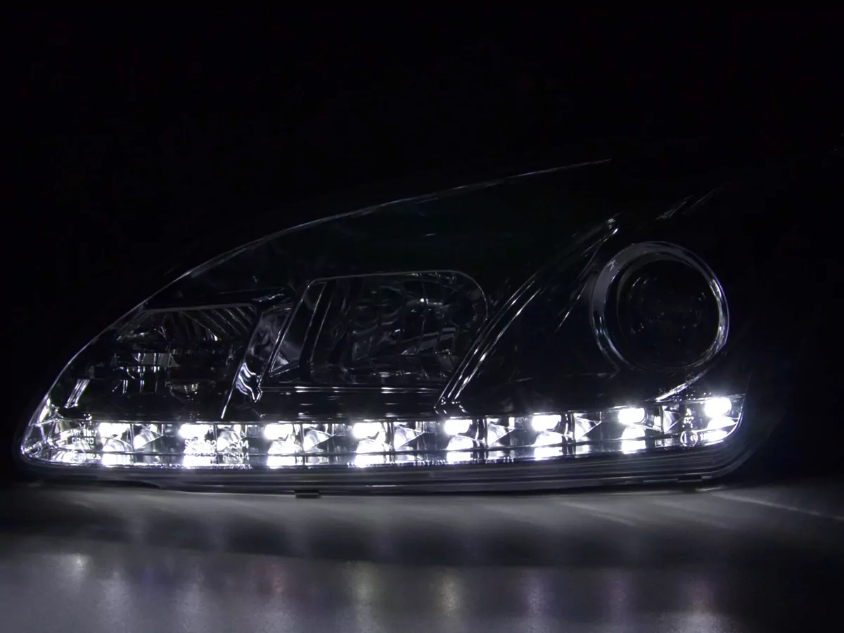 Scheinwerfer Set Daylight LED Tagfahrlicht Ford Focus 2 C307 chrom