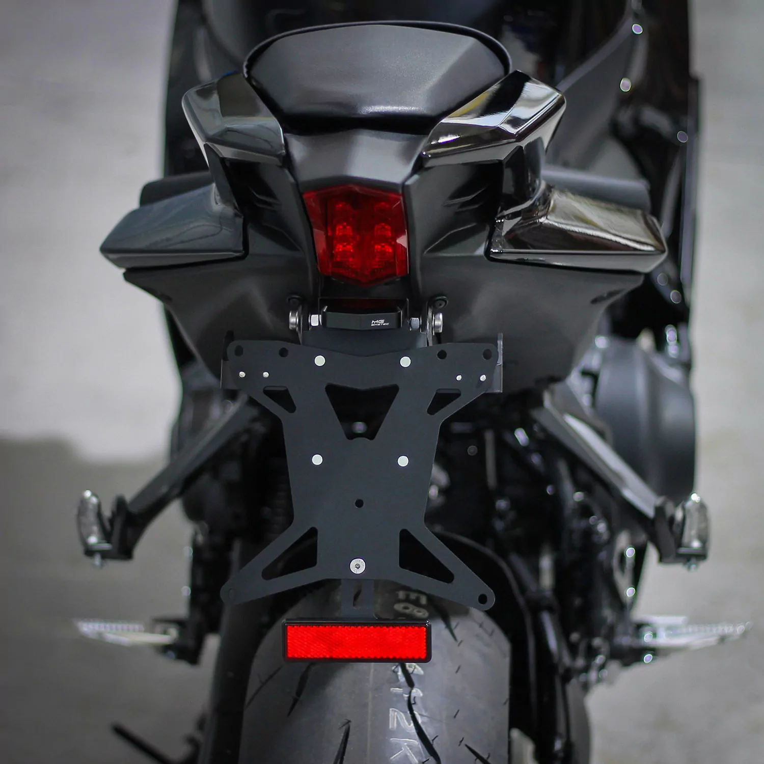 MG Biketec Kennzeichenhalter für Yamaha YZF-R9 ab 2025