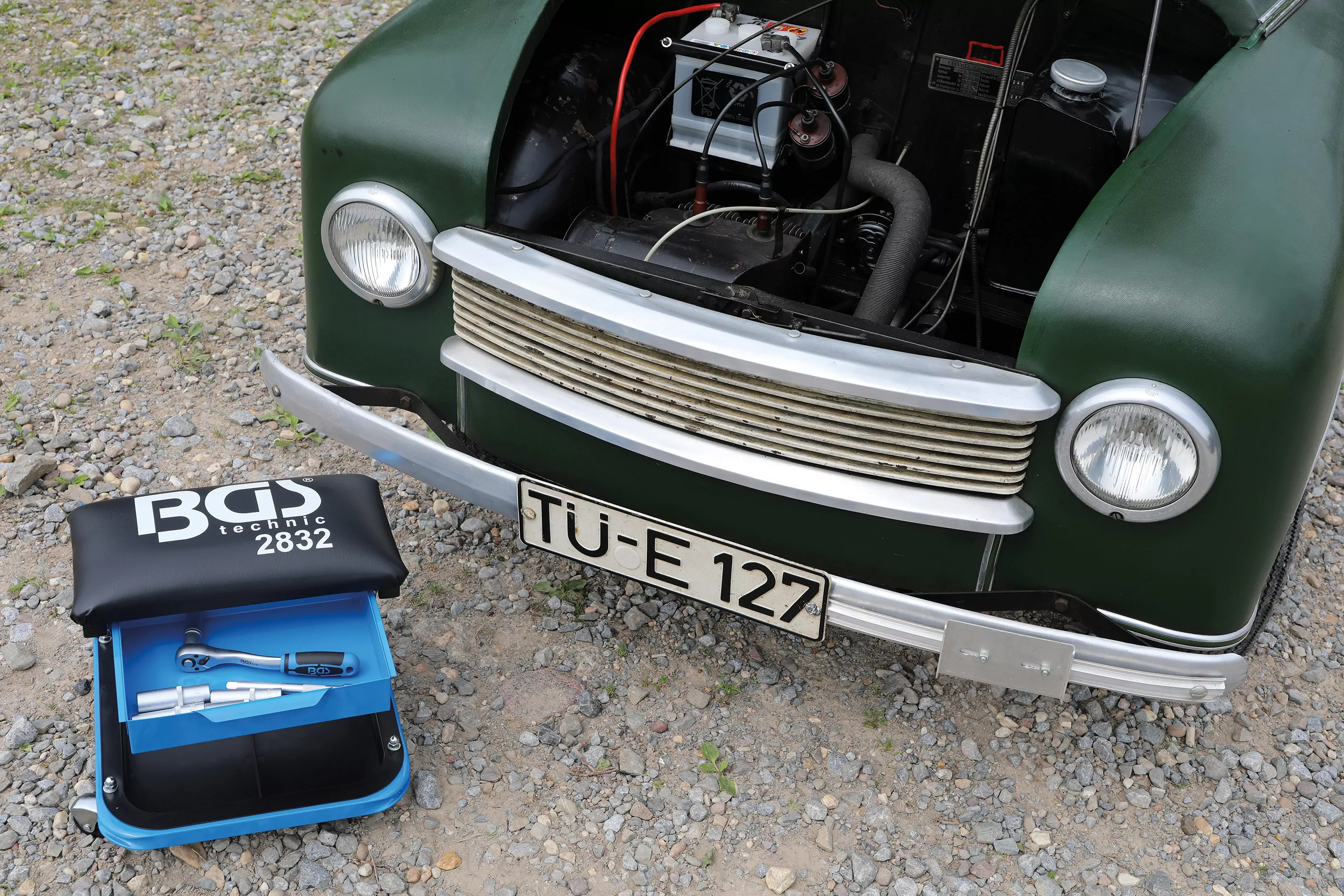 Werkstatt-Rollsitz | mit Schublade