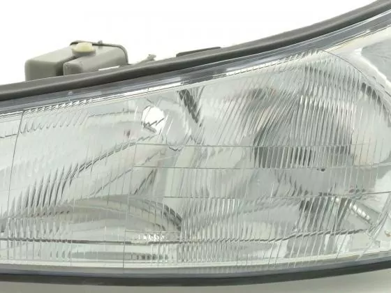 Verschleißteile Scheinwerfer links Ford Mondeo Bj. 96-00