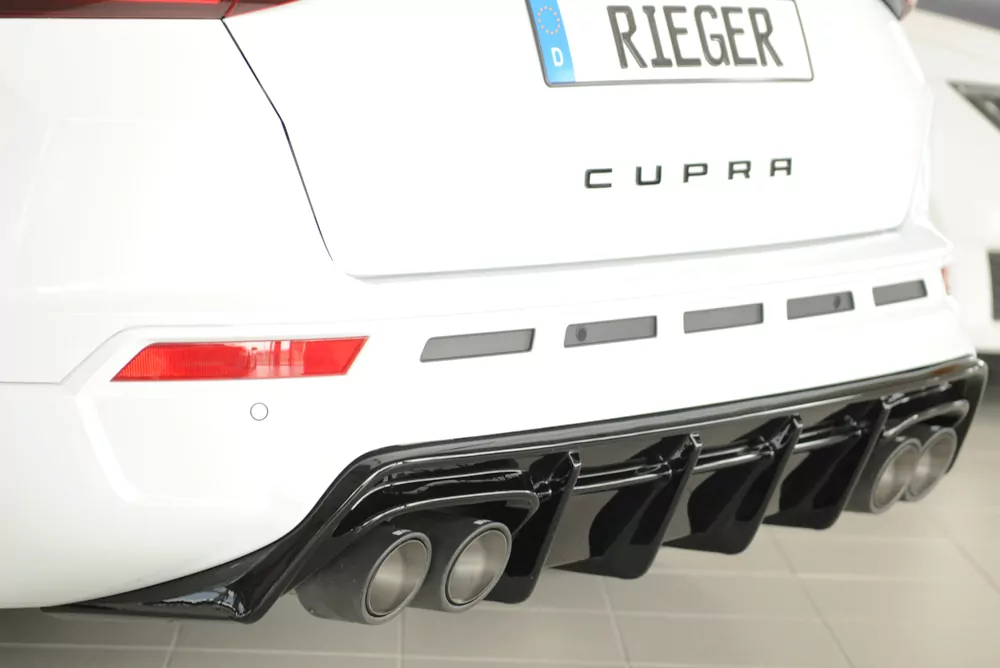 Rieger Heckeinsatz glanz schwarz für Seat Ateca Cupra (5FP)  08.20- (ab Facelift)