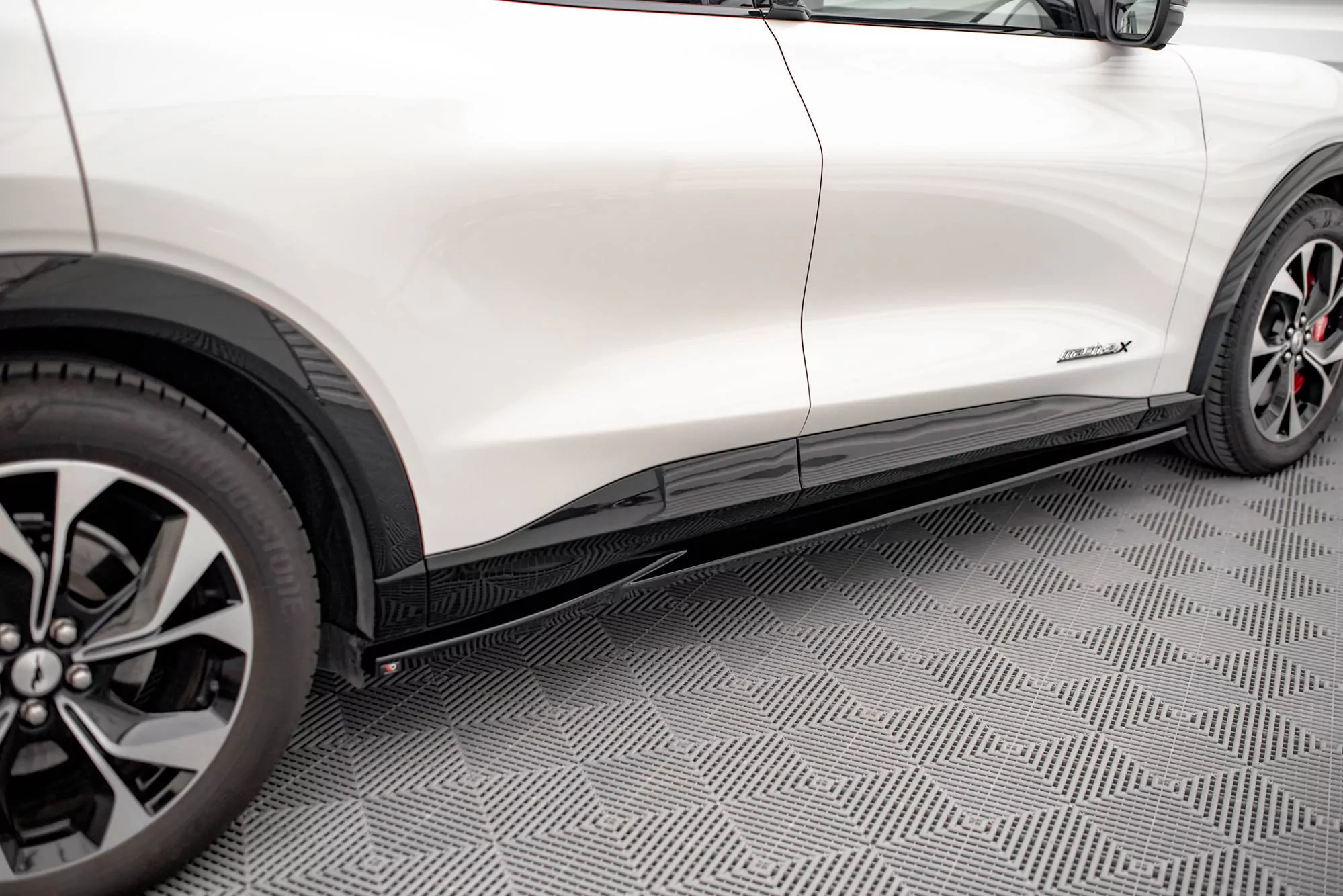 Seitenschweller Ansatz Für Ford Mustang Mach-E Mk1 Schwarz Hochglanz